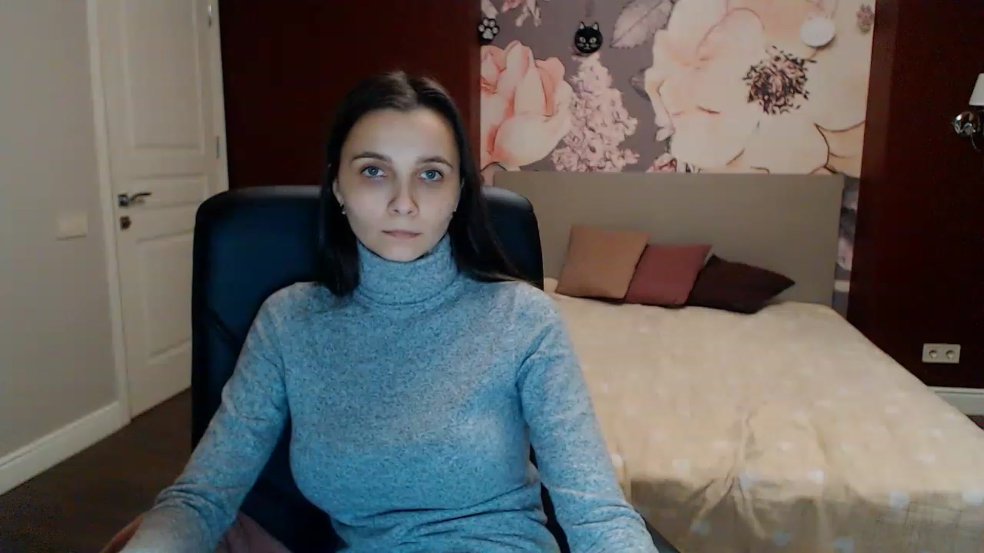 Gallery image thumbnail from Karina_Mils's myfreecams stream on, 02/05/2023, 17:50 image 19 of 20
