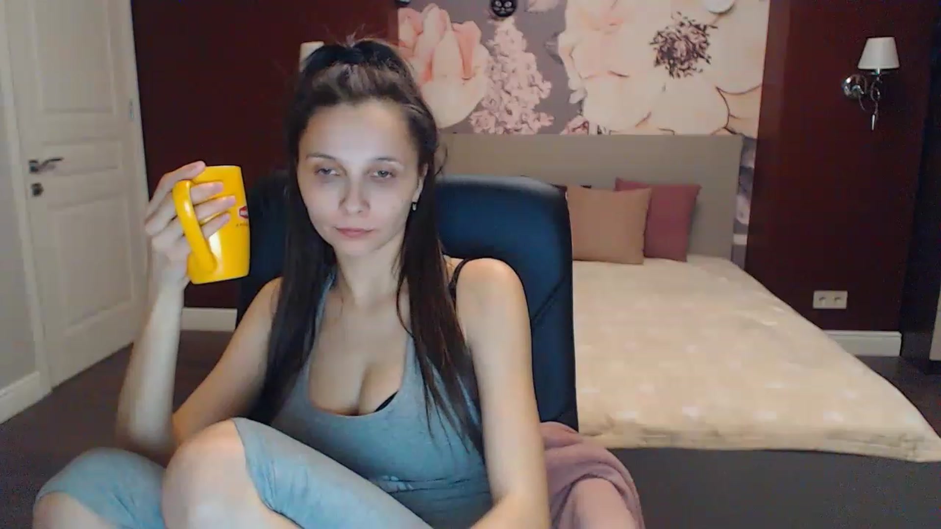Gallery image thumbnail from Karina_Mils's myfreecams stream on, 02/10/2023, 16:51 image 20 of 20