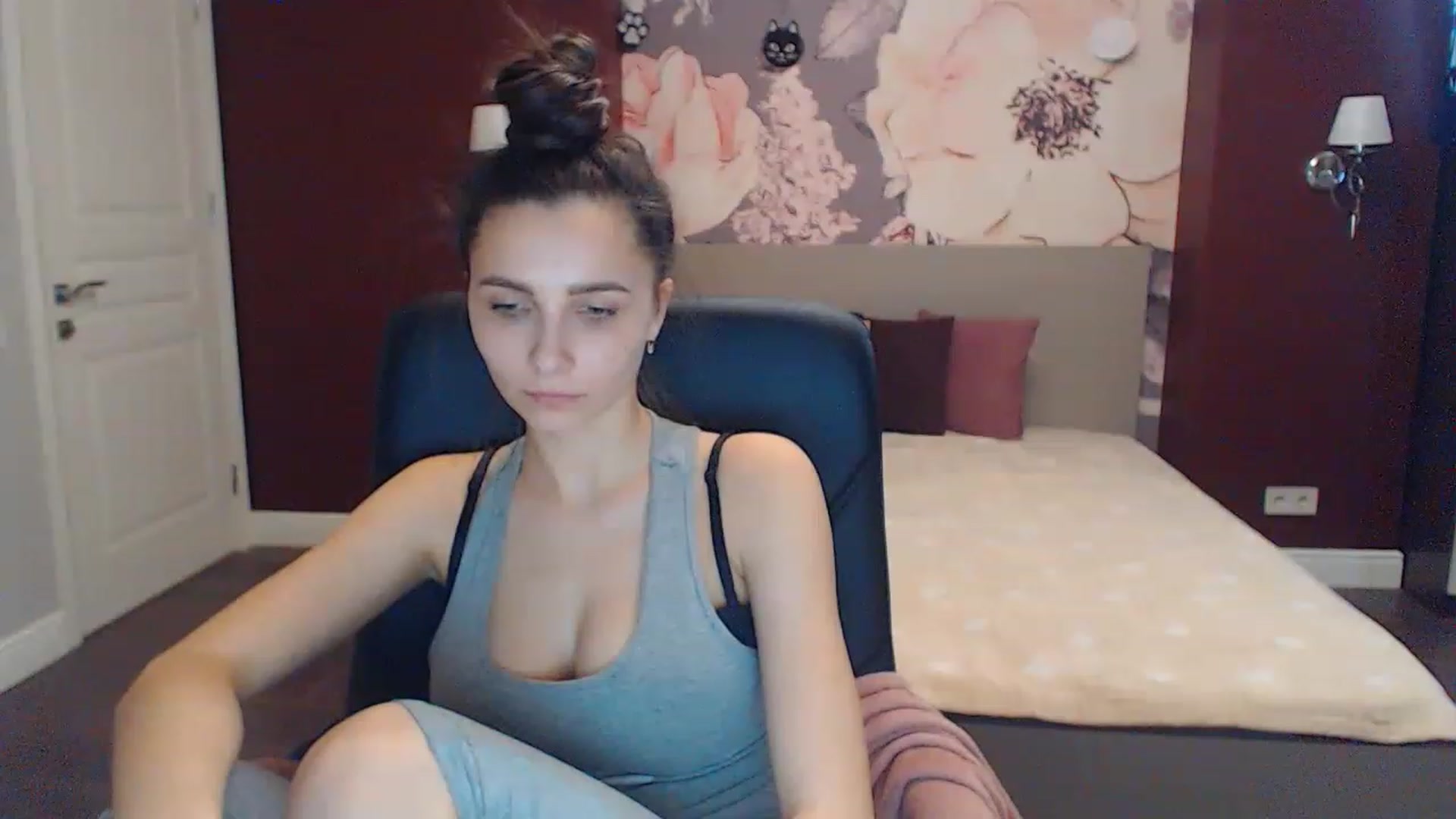 Gallery image thumbnail from Karina_Mils's myfreecams stream on, 02/11/2023, 13:32 image 20 of 20