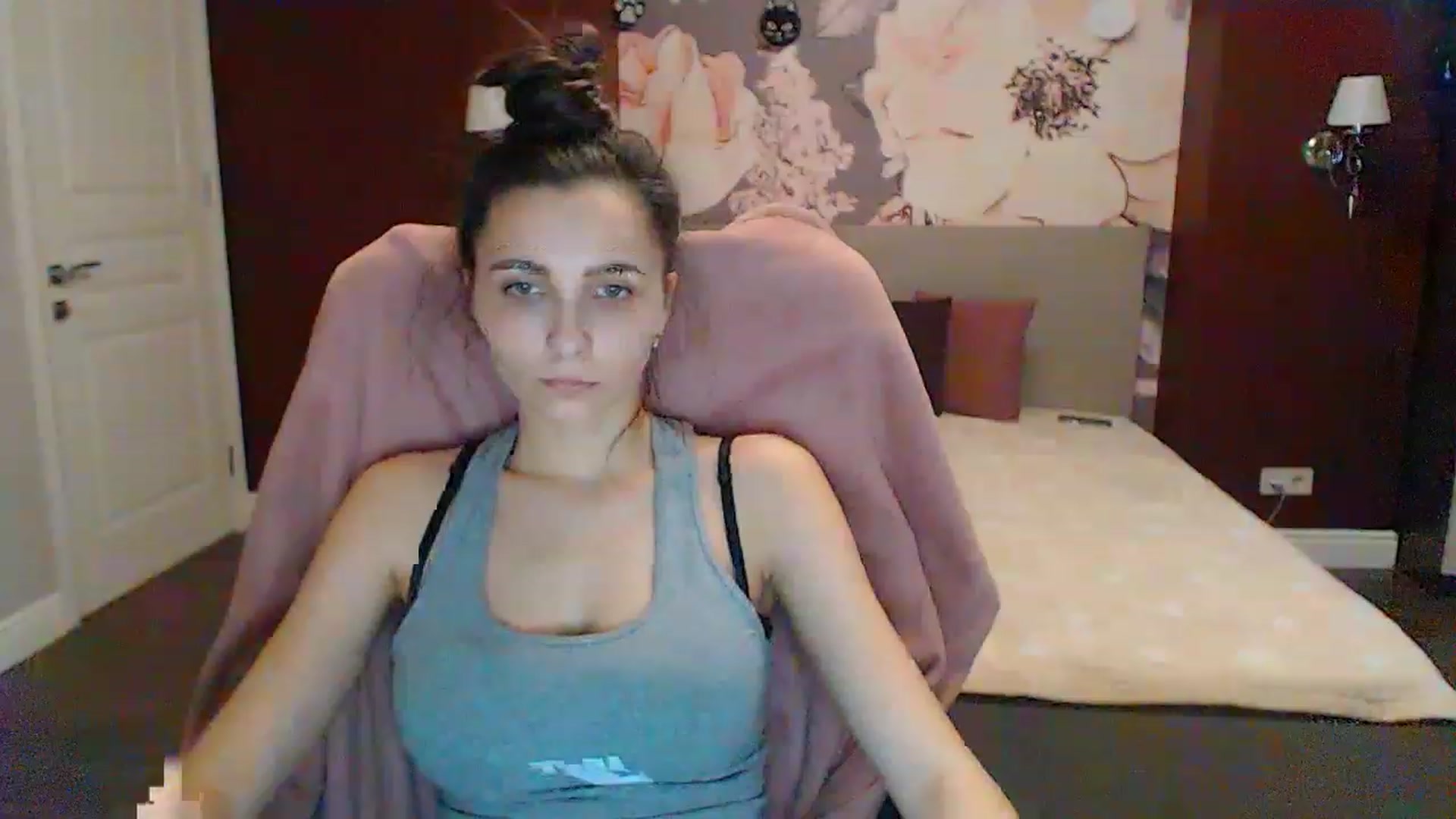 Gallery image thumbnail from Karina_Mils's myfreecams stream on, 02/11/2023, 14:35 image 19 of 20