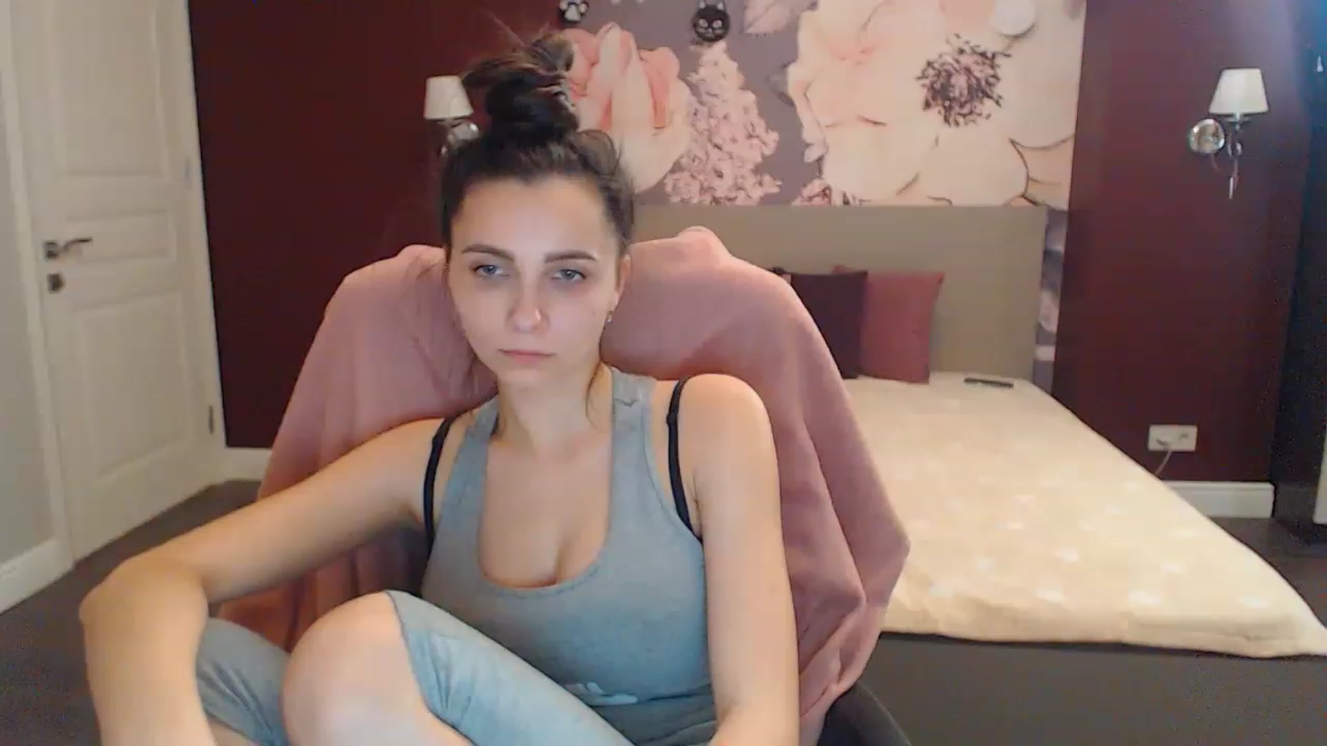 Gallery image thumbnail from Karina_Mils's myfreecams stream on, 02/11/2023, 14:35 image 2 of 20