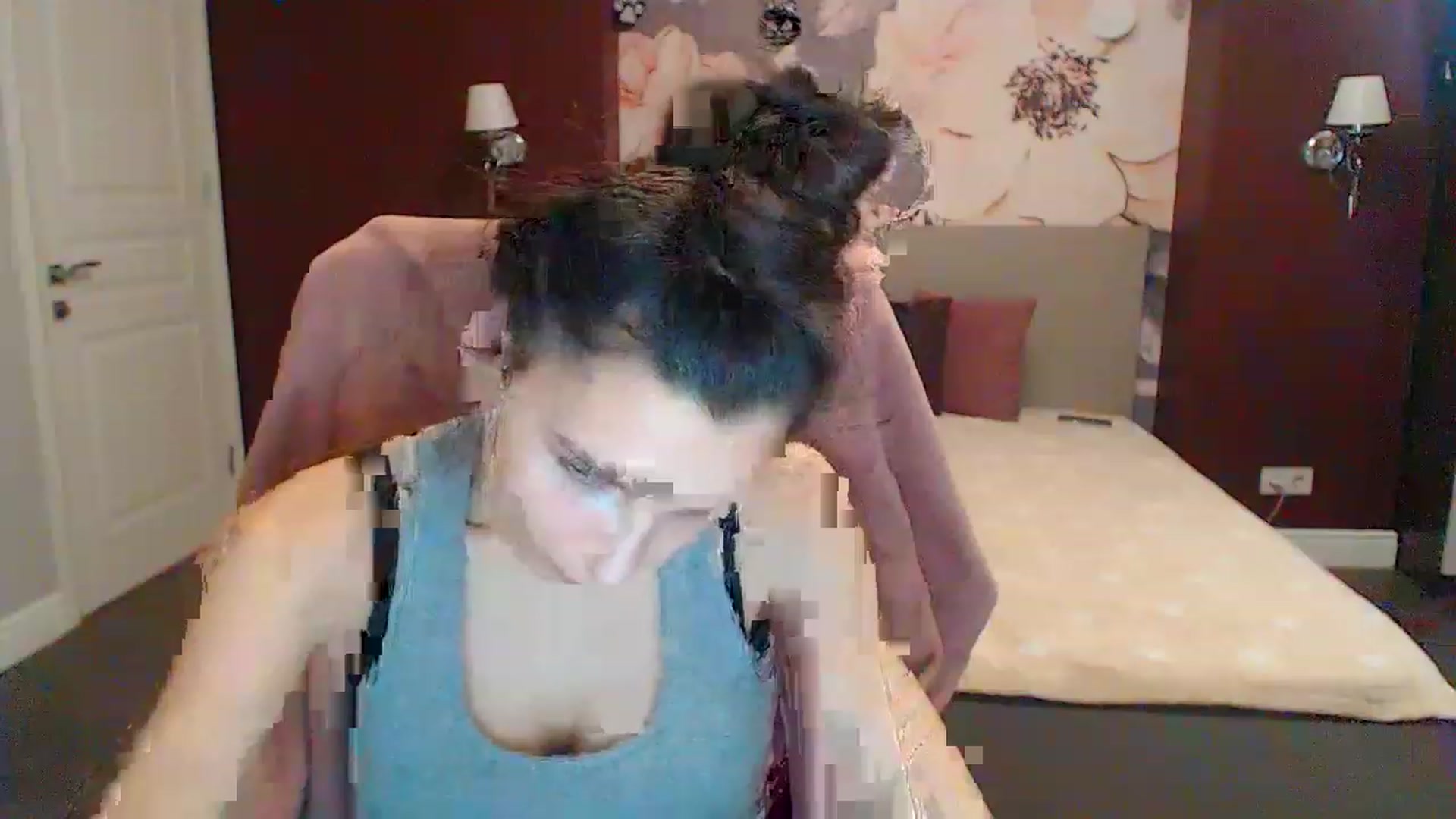 Gallery image thumbnail from Karina_Mils's myfreecams stream on, 02/11/2023, 14:35 image 15 of 20