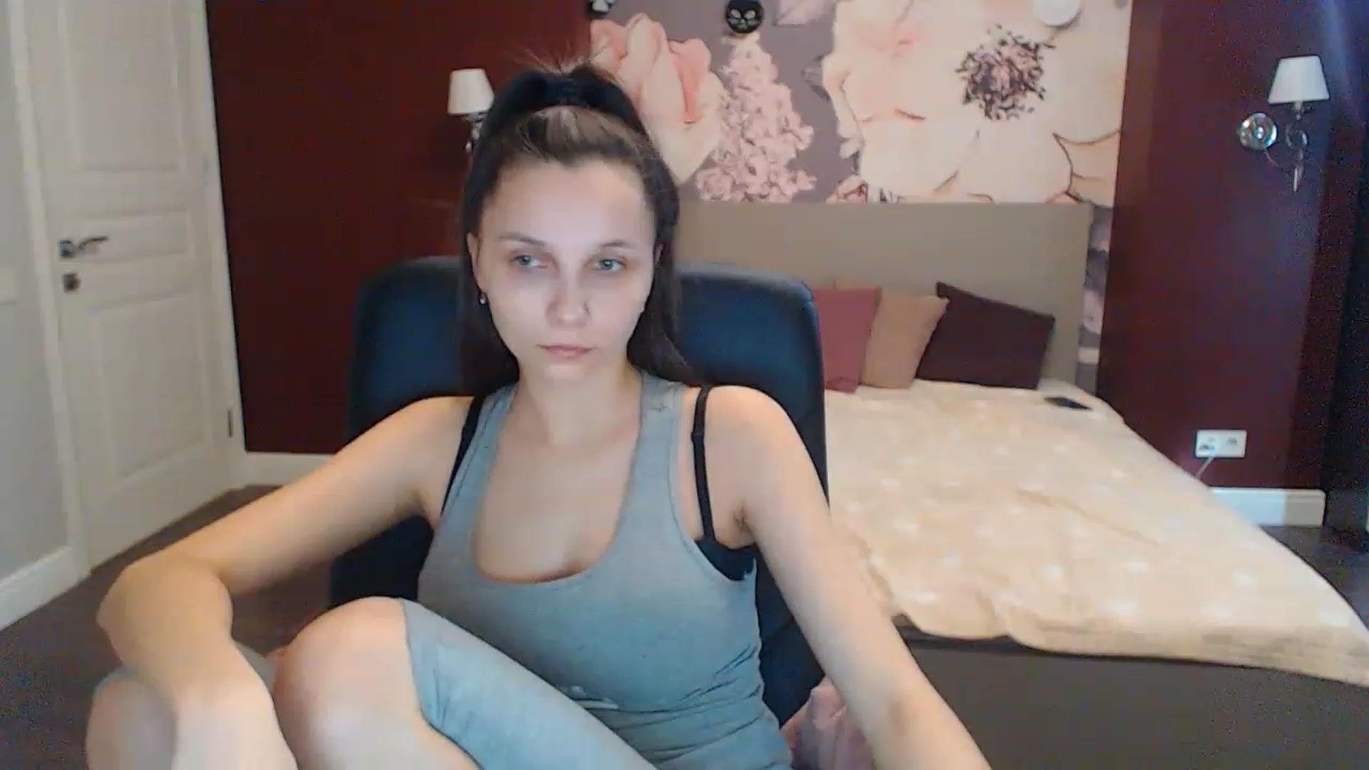 Gallery image thumbnail from Karina_Mils's myfreecams stream on, 02/13/2023, 11:14 image 5 of 20