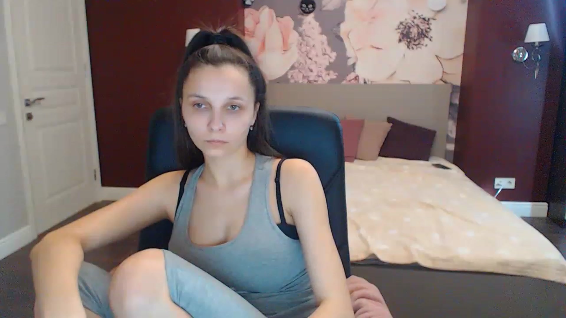 Gallery image thumbnail from Karina_Mils's myfreecams stream on, 02/13/2023, 11:14 image 12 of 20