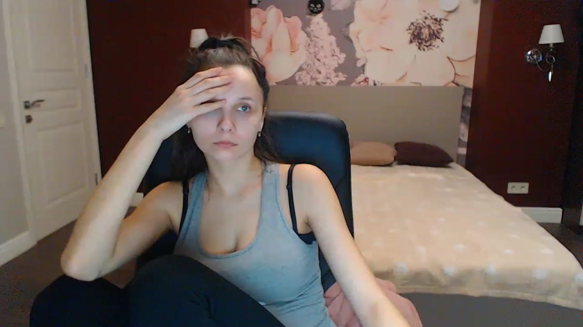 Gallery image thumbnail from Karina_Mils's myfreecams stream on, 02/14/2023, 07:44 image 1 of 20