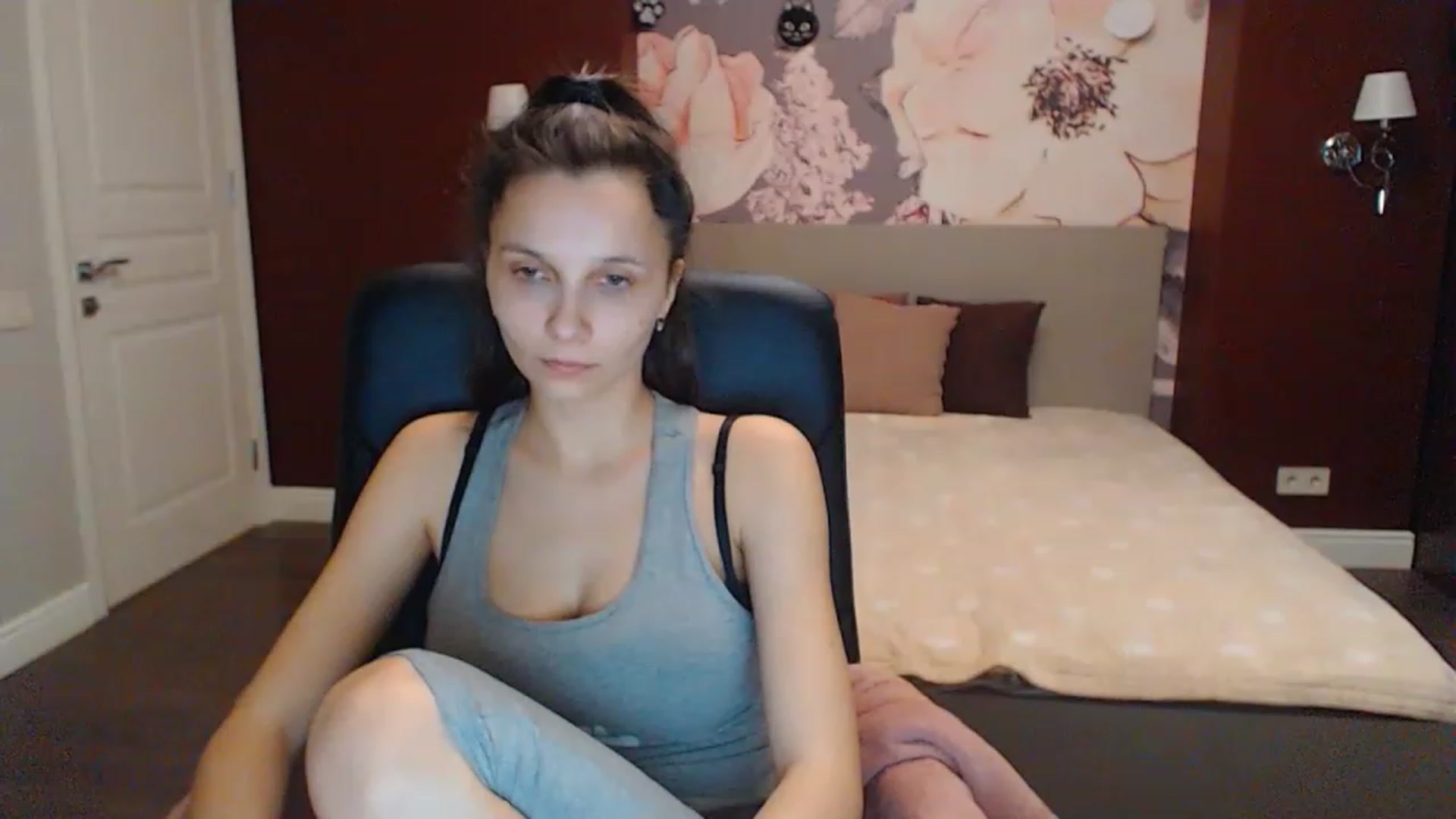 Gallery image thumbnail from Karina_Mils's myfreecams stream on, 02/14/2023, 08:53 image 1 of 20