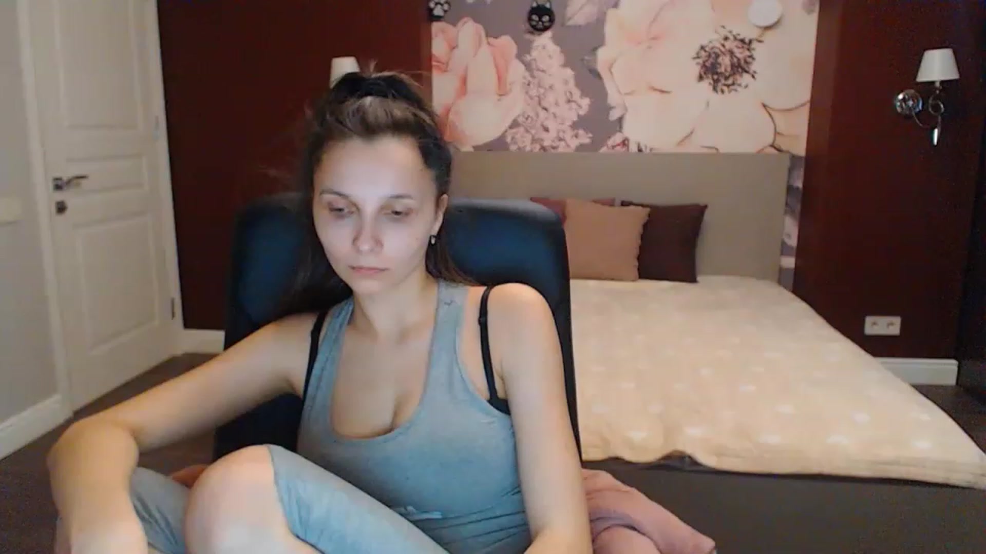 Gallery image thumbnail from Karina_Mils's myfreecams stream on, 02/14/2023, 08:53 image 20 of 20