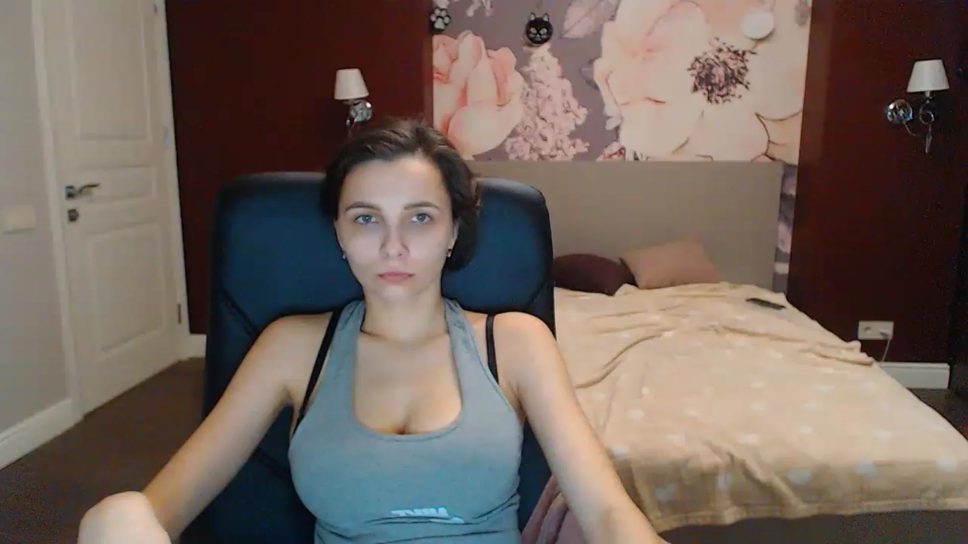 Gallery image thumbnail from Karina_Mils's myfreecams stream on, 02/15/2023, 12:04 image 6 of 20