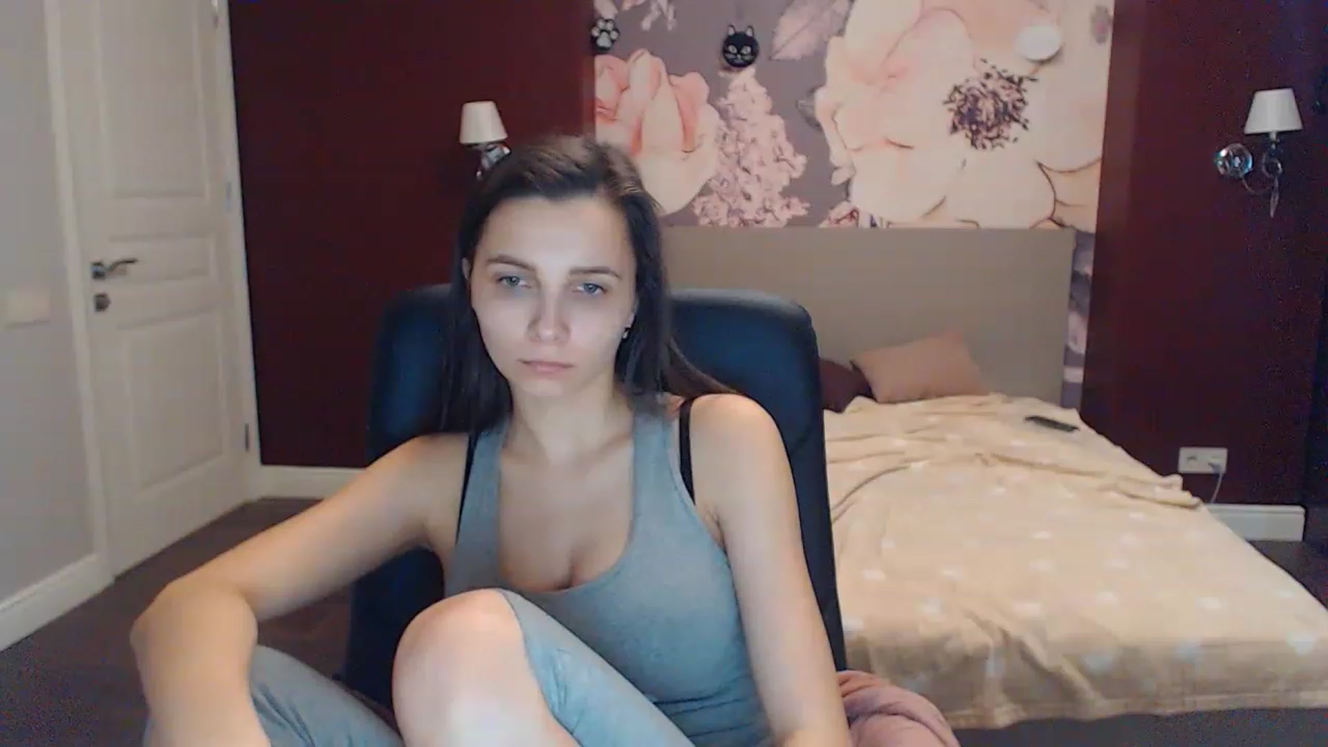 Gallery image thumbnail from Karina_Mils's myfreecams stream on, 02/15/2023, 12:04 image 1 of 20