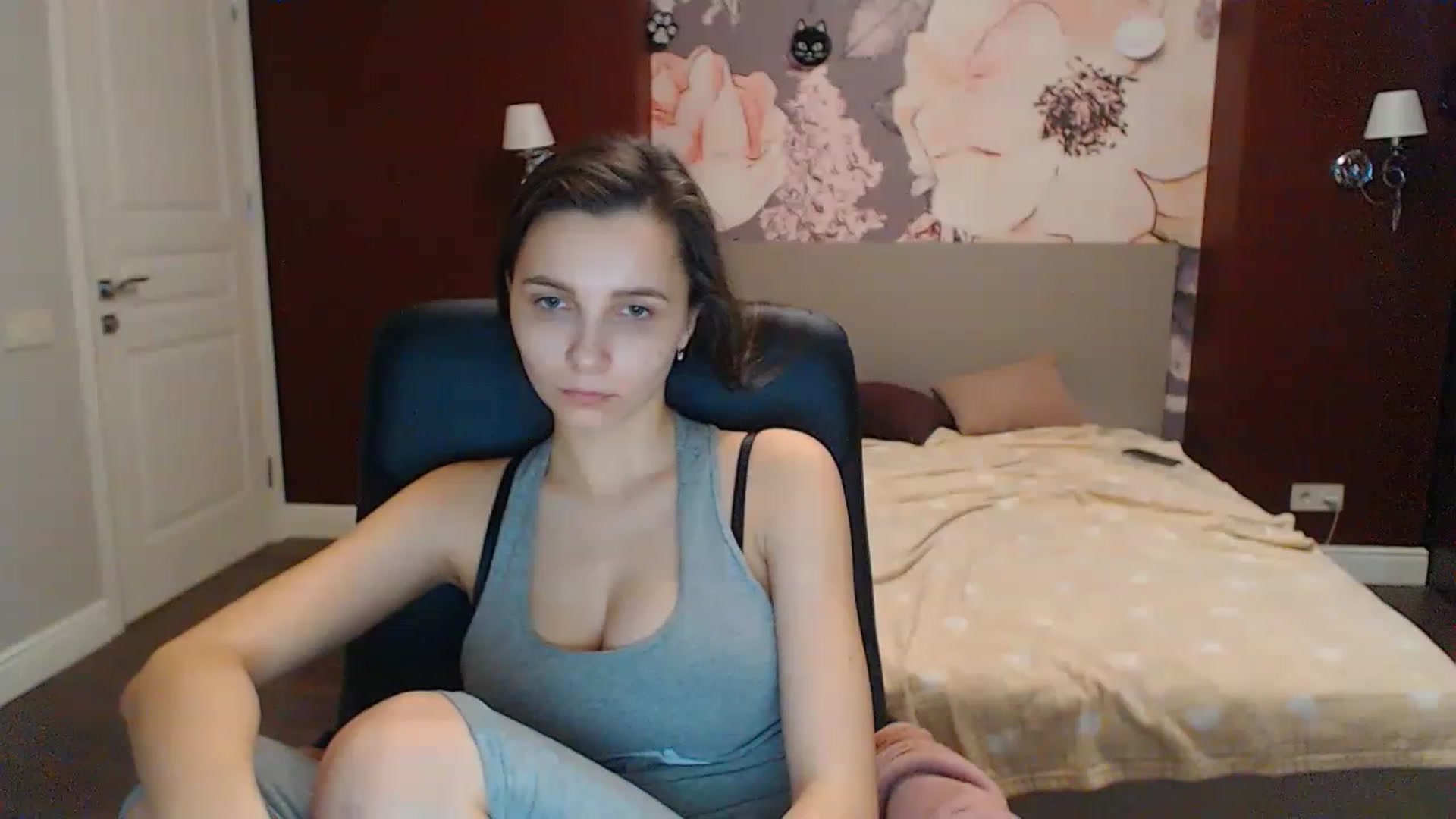 Gallery image thumbnail from Karina_Mils's myfreecams stream on, 02/15/2023, 12:04 image 4 of 20