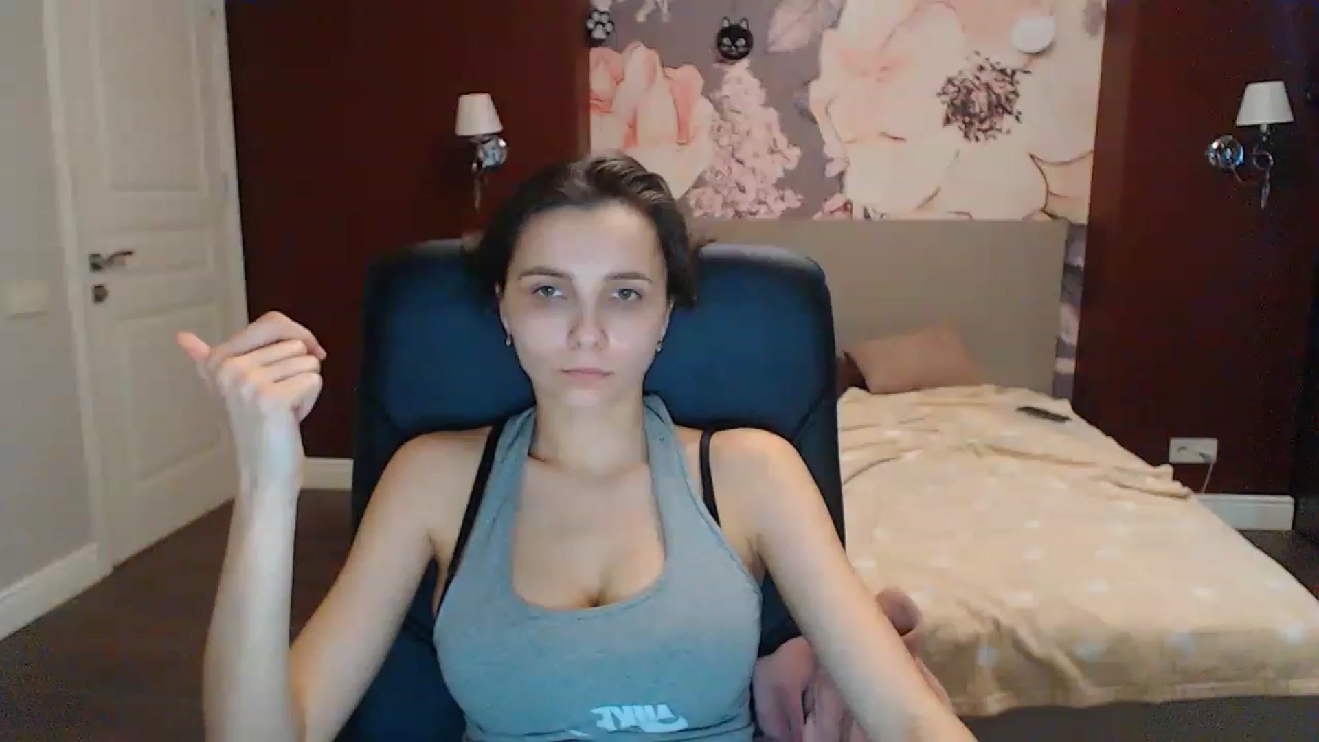 Gallery image thumbnail from Karina_Mils's myfreecams stream on, 02/15/2023, 12:04 image 18 of 20
