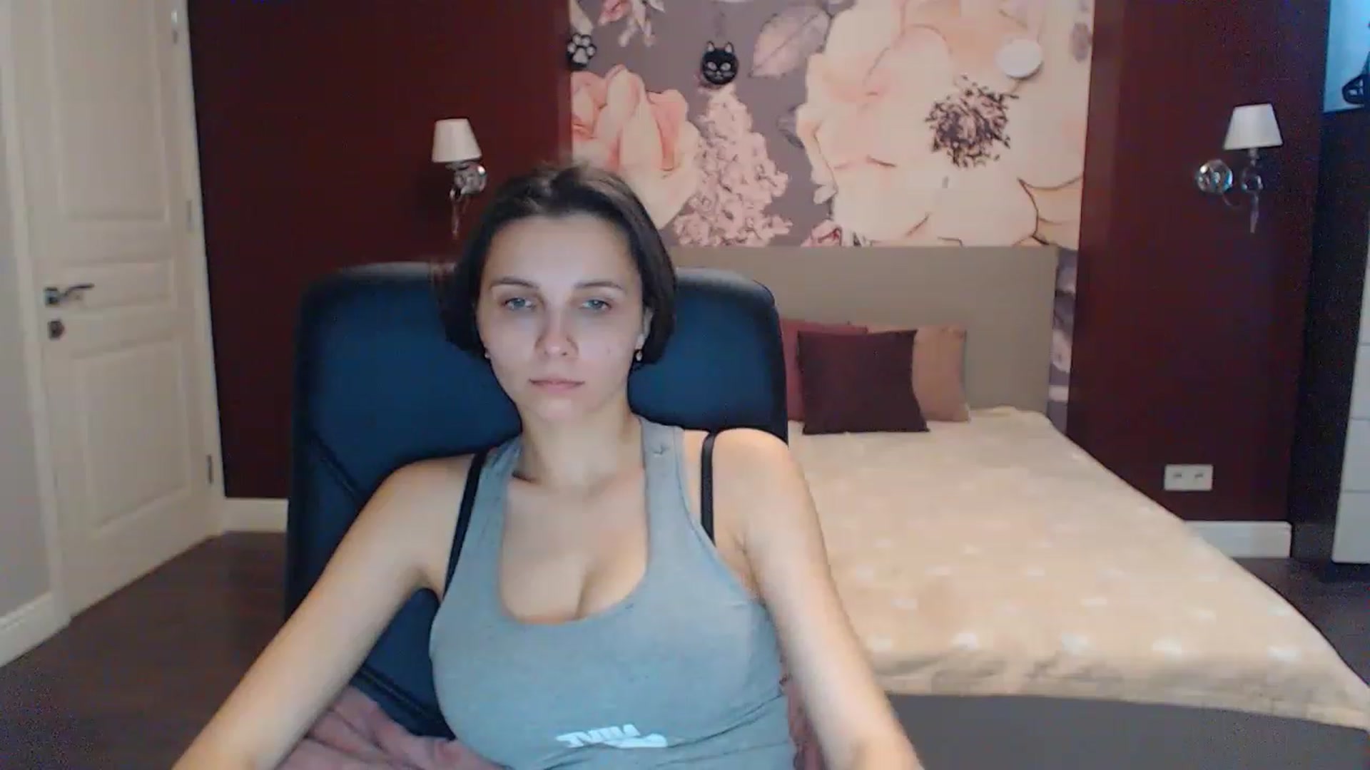 Gallery image thumbnail from Karina_Mils's myfreecams stream on, 02/16/2023, 07:20 image 20 of 20