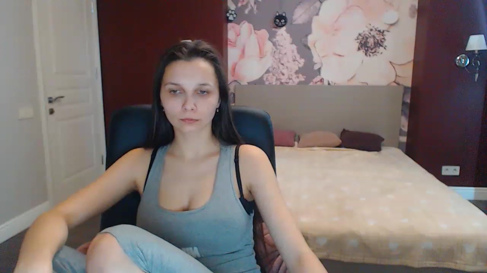 Gallery image thumbnail from Karina_Mils's myfreecams stream on, 02/17/2023, 11:35 image 9 of 20