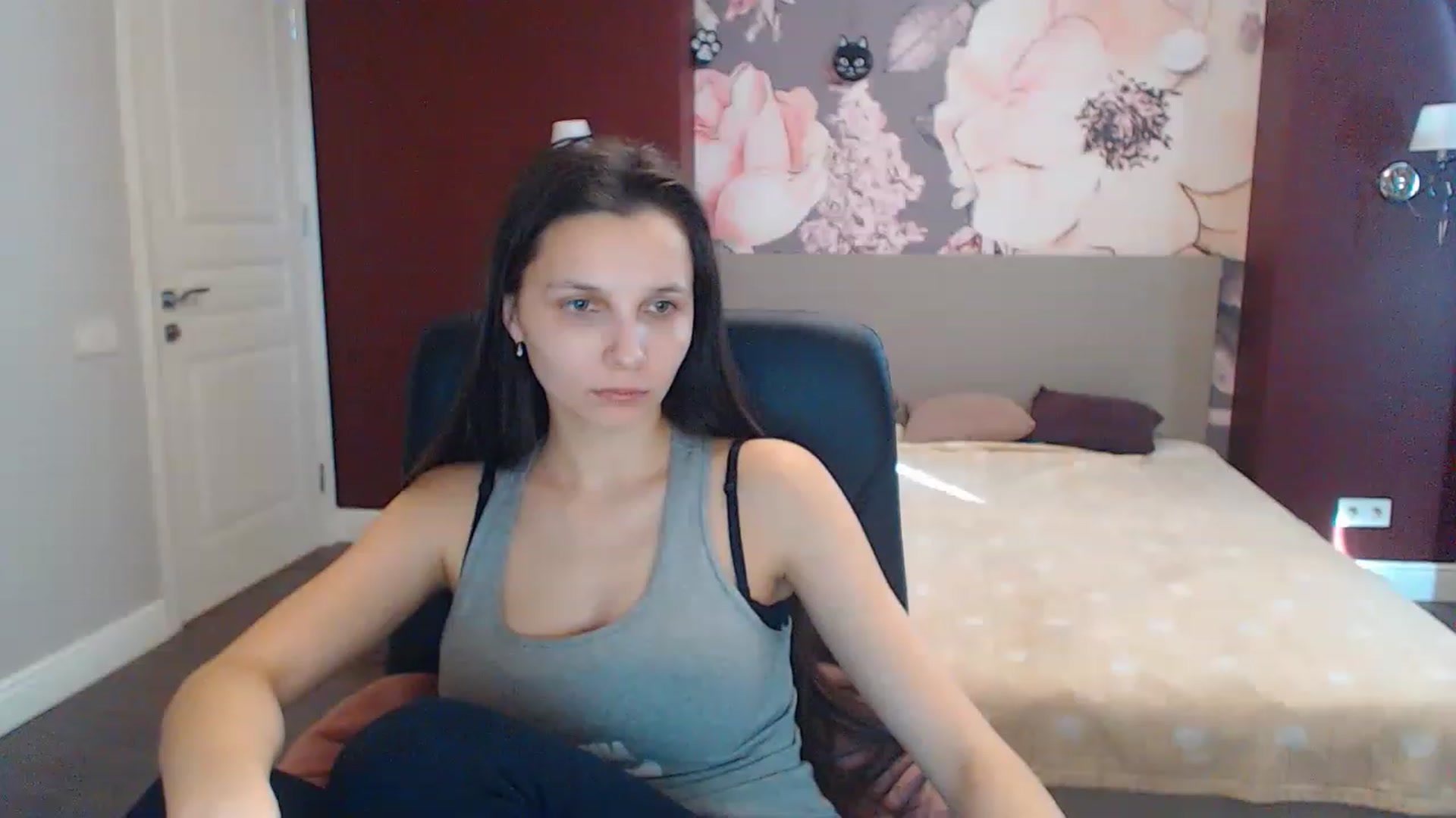 Gallery image thumbnail from Karina_Mils's myfreecams stream on, 02/17/2023, 11:35 image 1 of 20