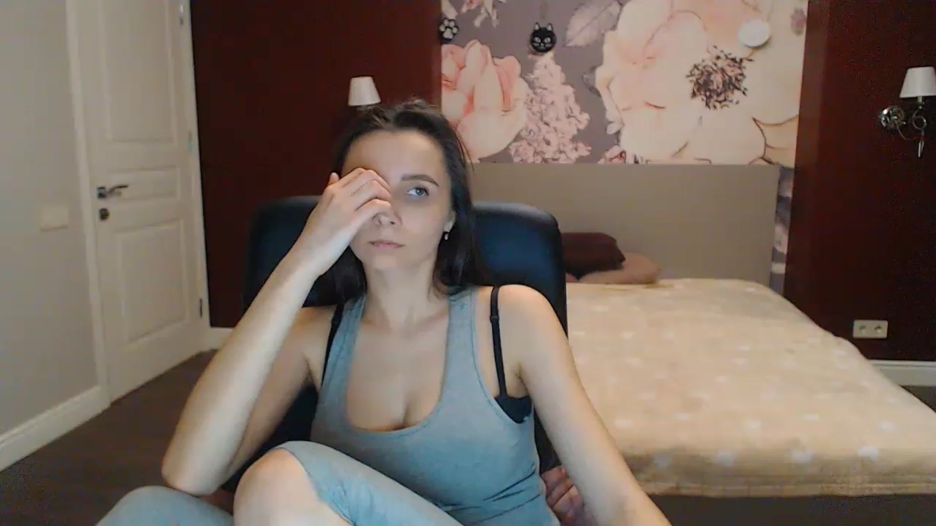 Gallery image thumbnail from Karina_Mils's myfreecams stream on, 02/17/2023, 16:01 image 20 of 20