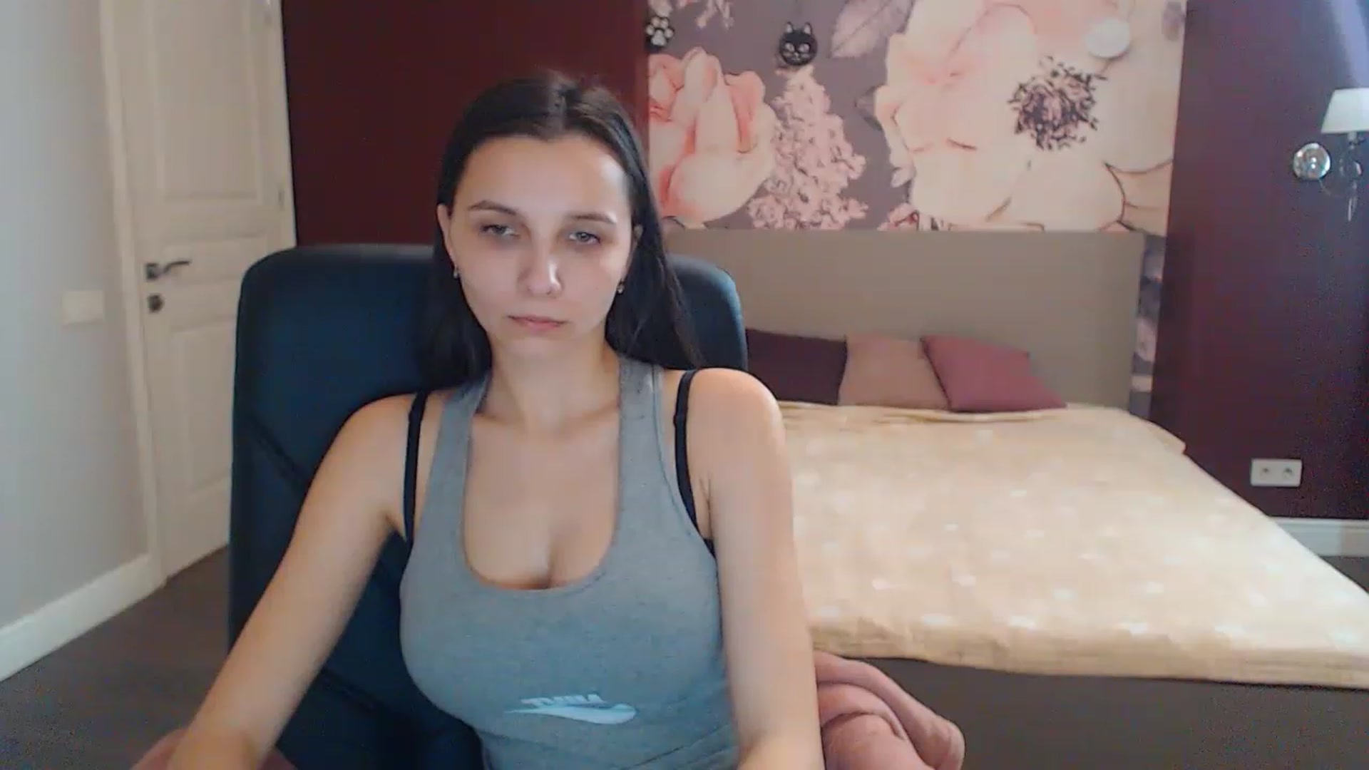 Gallery image thumbnail from Karina_Mils's myfreecams stream on, 02/18/2023, 13:28 image 16 of 20
