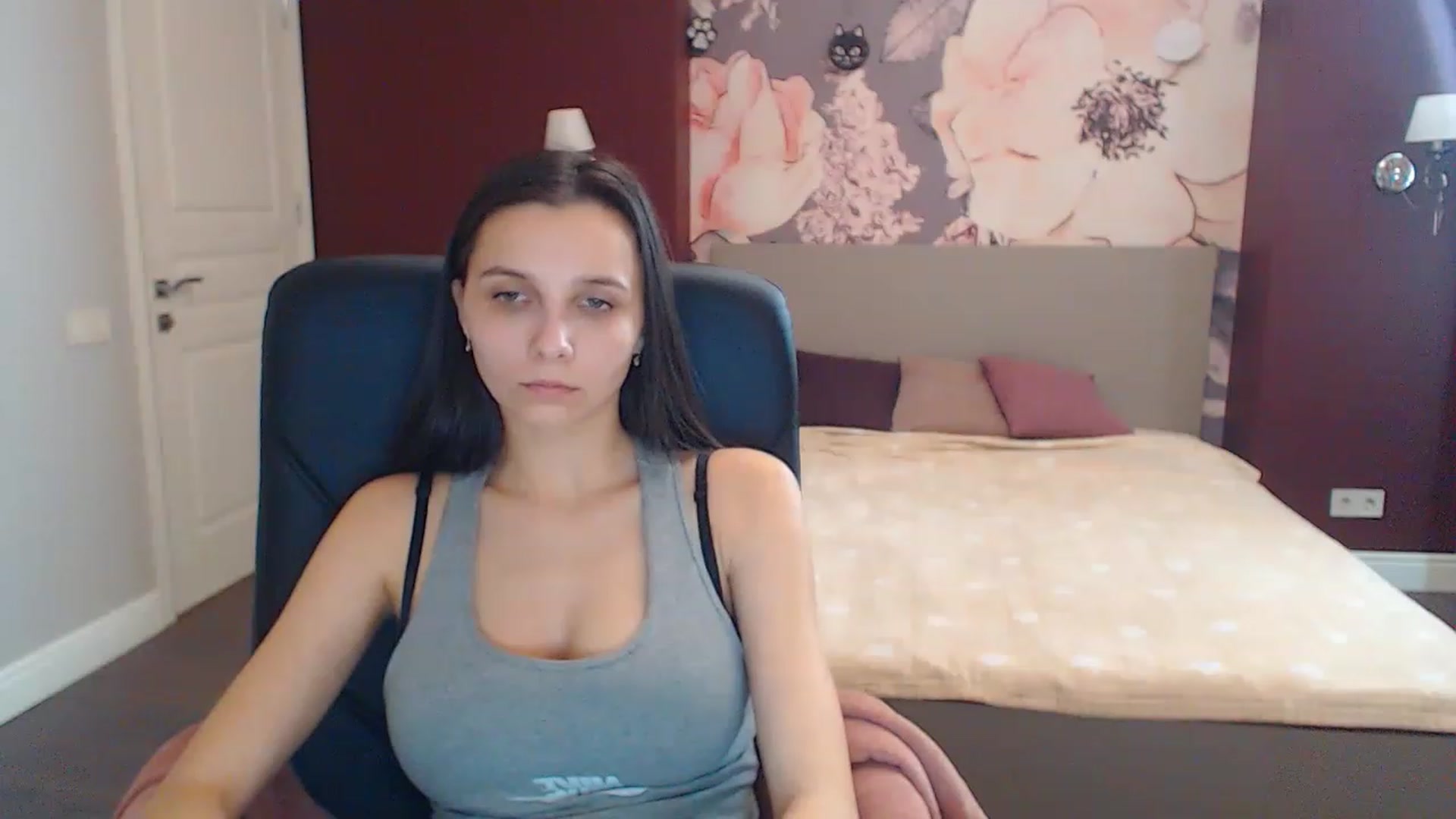 Gallery image thumbnail from Karina_Mils's myfreecams stream on, 02/18/2023, 13:28 image 11 of 20