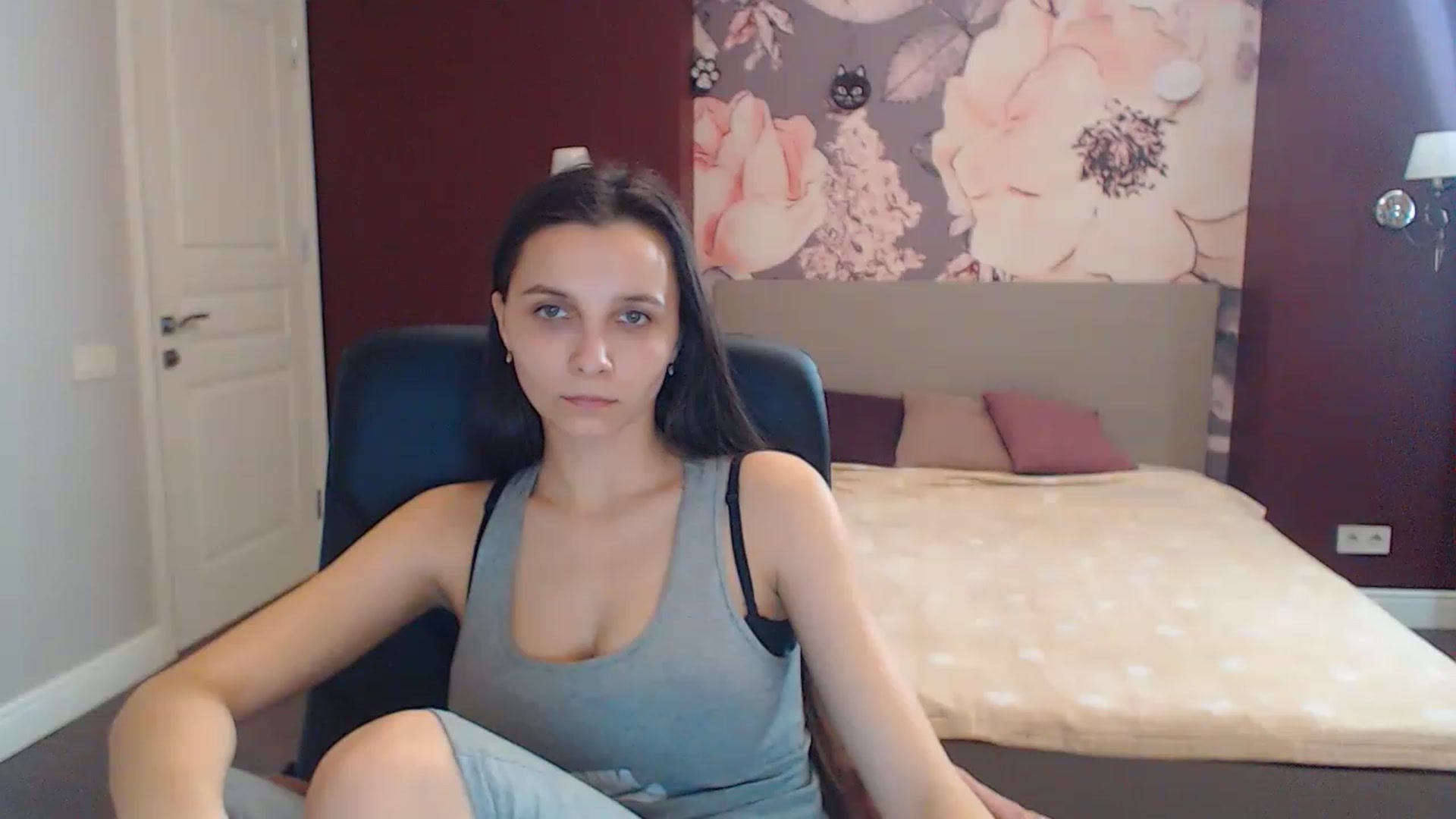 Gallery image thumbnail from Karina_Mils's myfreecams stream on, 02/18/2023, 13:28 image 18 of 20