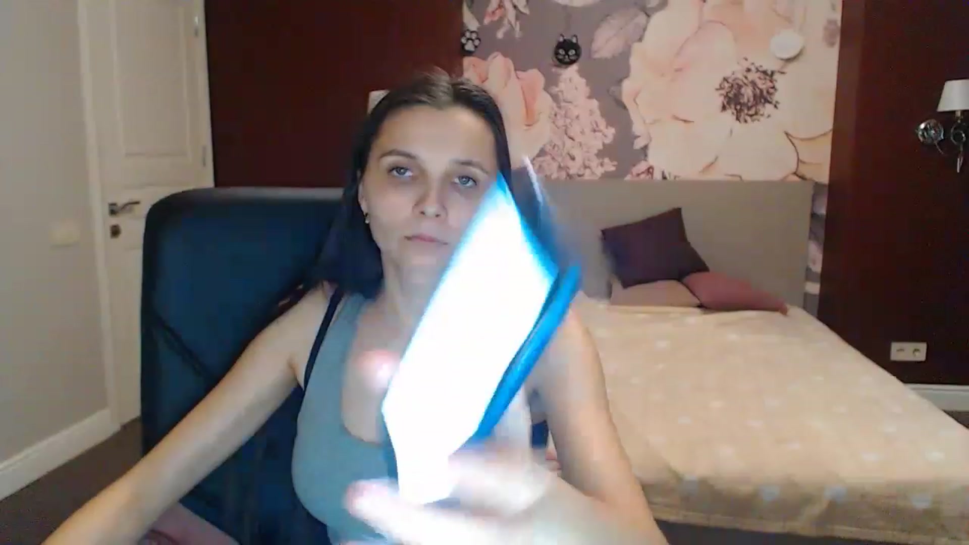 Gallery image thumbnail from Karina_Mils's myfreecams stream on, 02/18/2023, 15:19 image 5 of 20