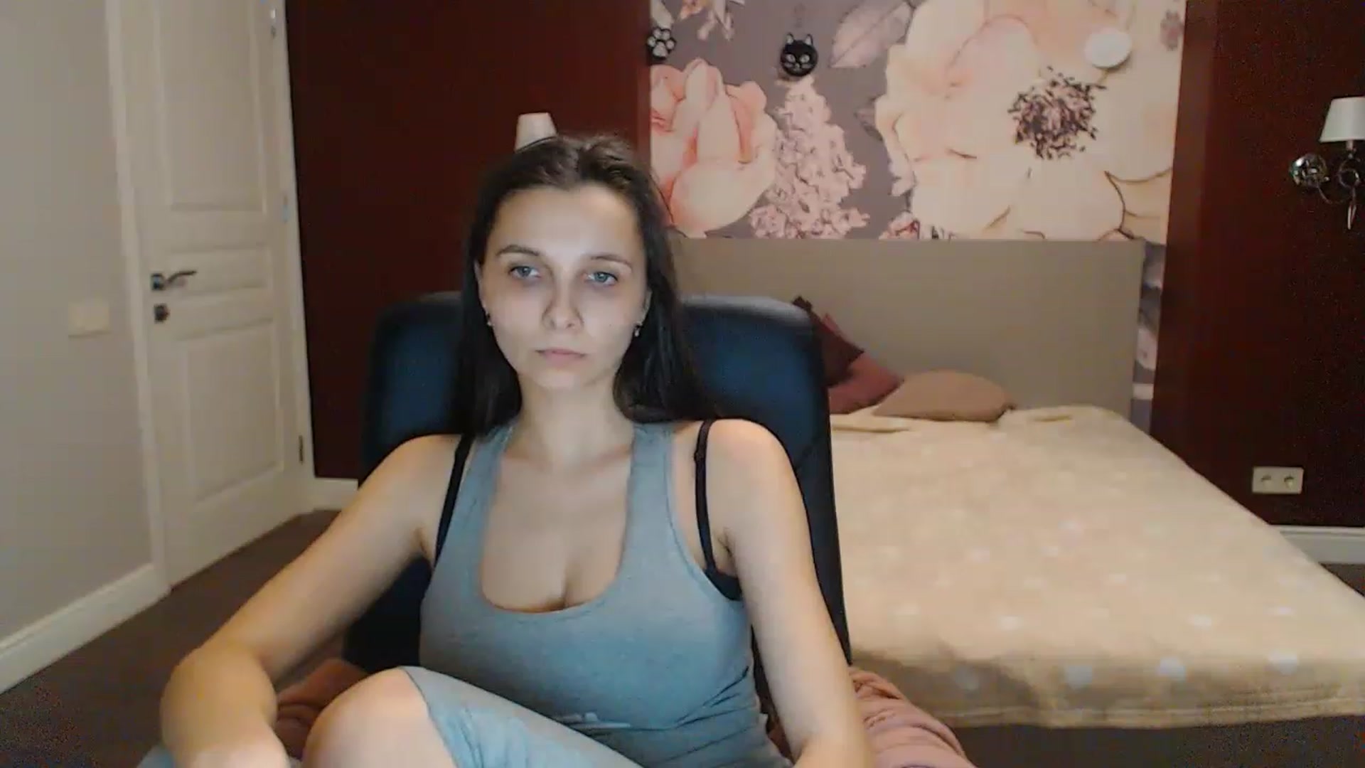 Gallery image thumbnail from Karina_Mils's myfreecams stream on, 02/18/2023, 16:44 image 19 of 20