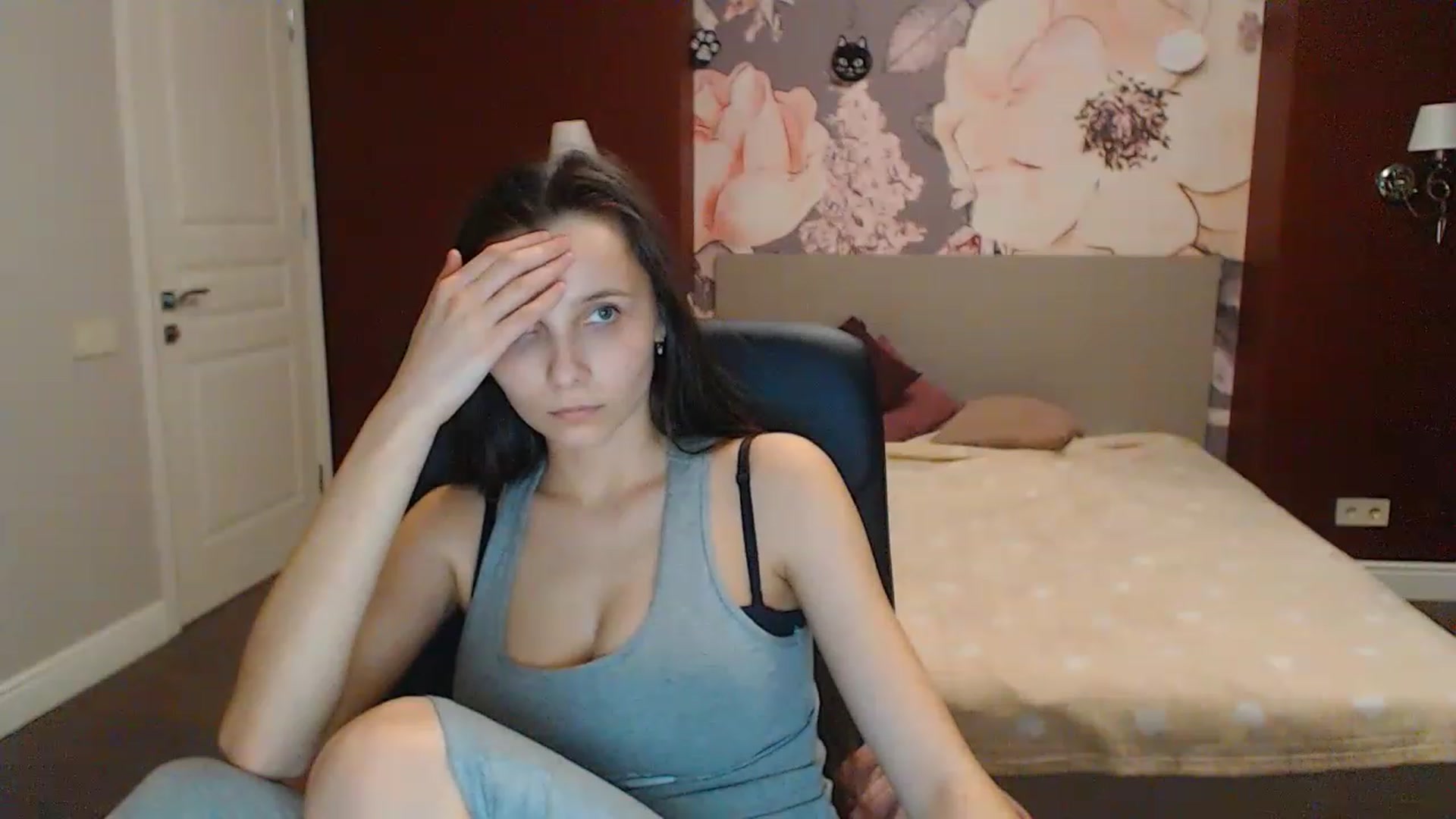 Gallery image thumbnail from Karina_Mils's myfreecams stream on, 02/18/2023, 16:44 image 8 of 20