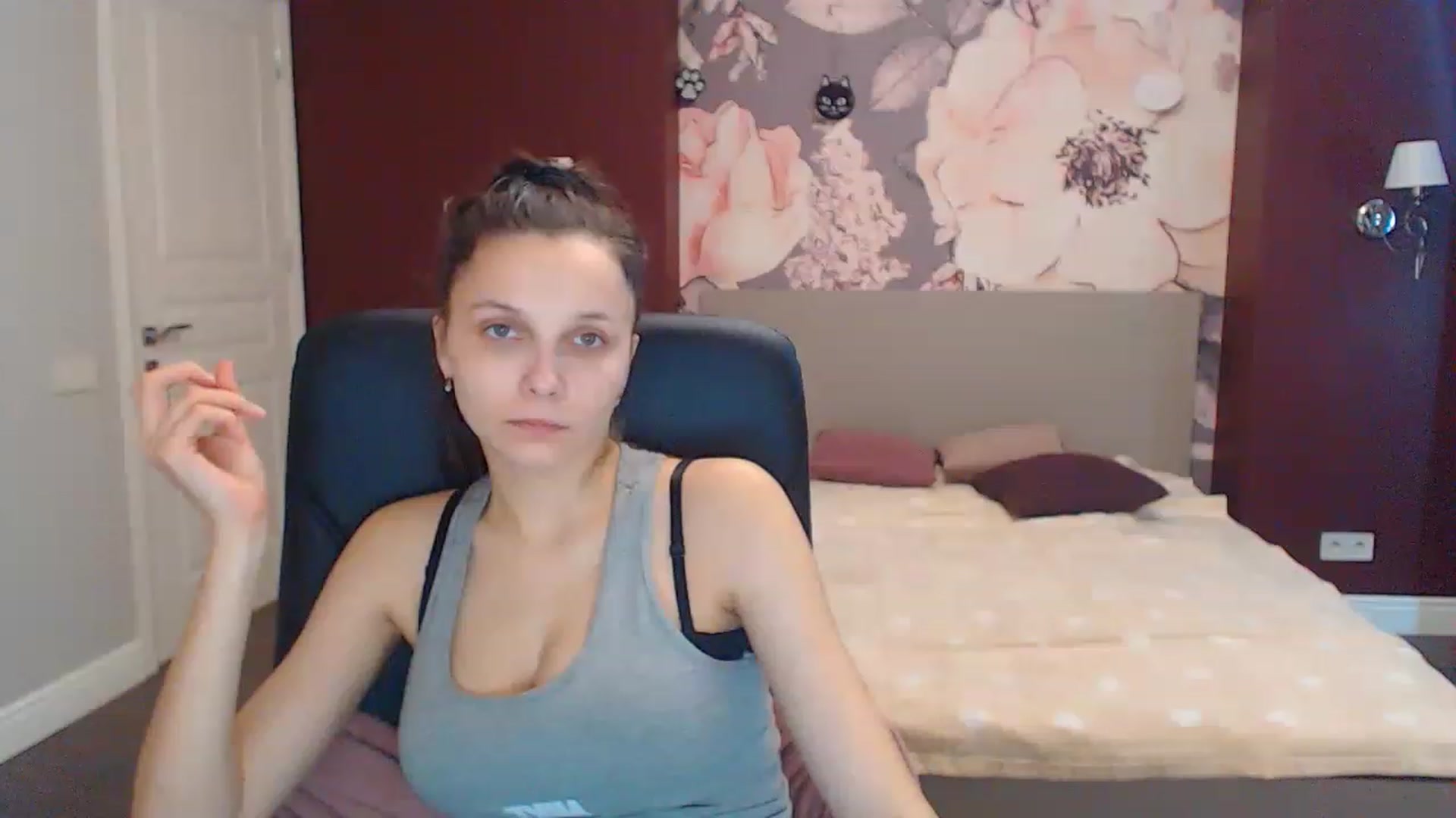 Gallery image thumbnail from Karina_Mils's myfreecams stream on, 02/20/2023, 09:26 image 20 of 20