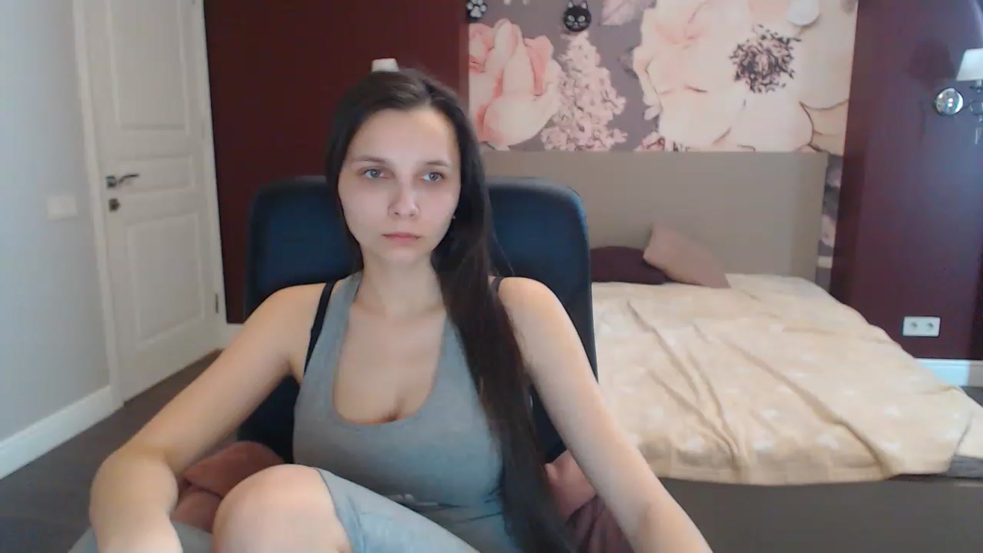Gallery image thumbnail from Karina_Mils's myfreecams stream on, 02/23/2023, 11:46 image 5 of 20