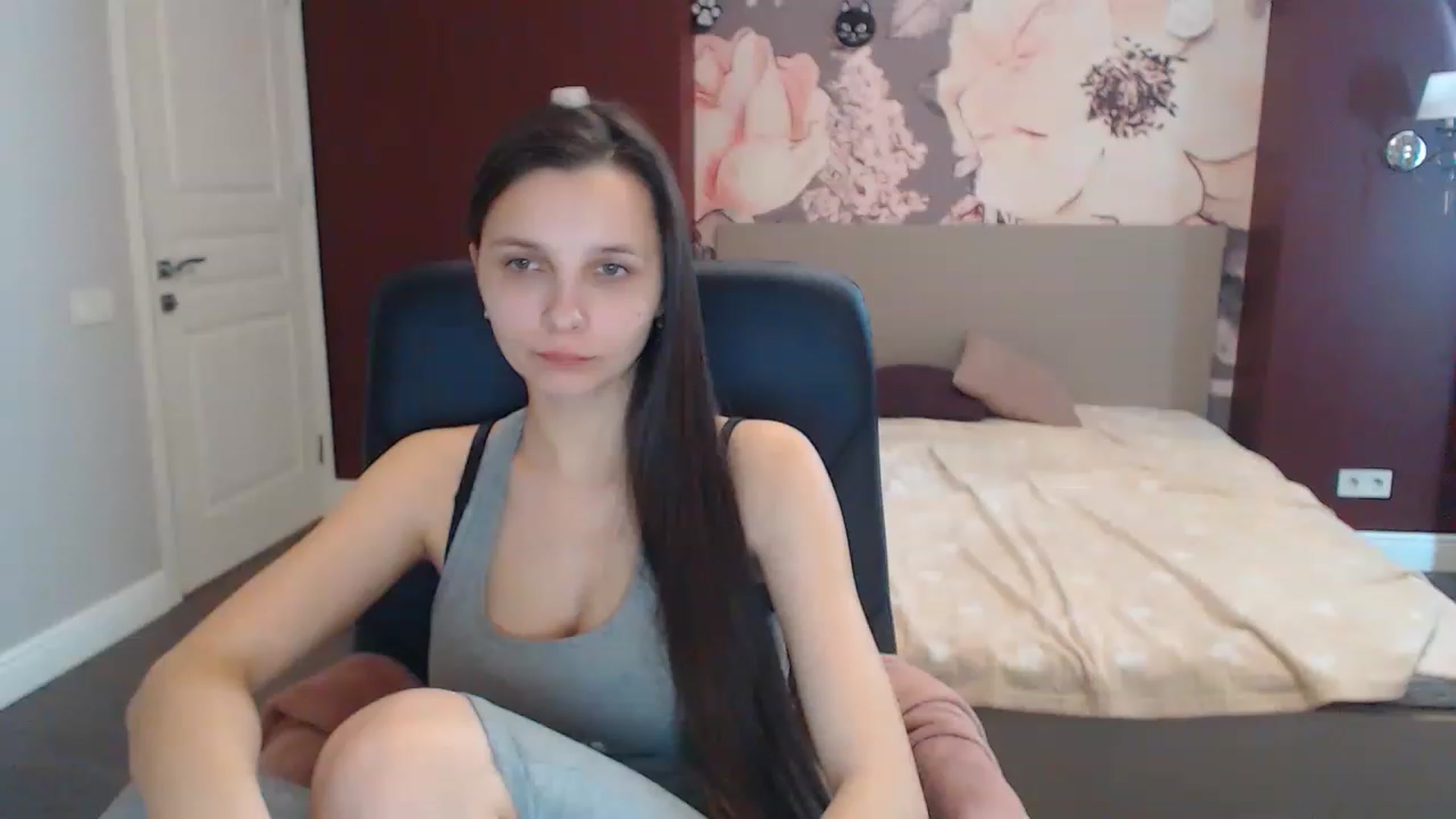 Gallery image thumbnail from Karina_Mils's myfreecams stream on, 02/23/2023, 11:46 image 6 of 20