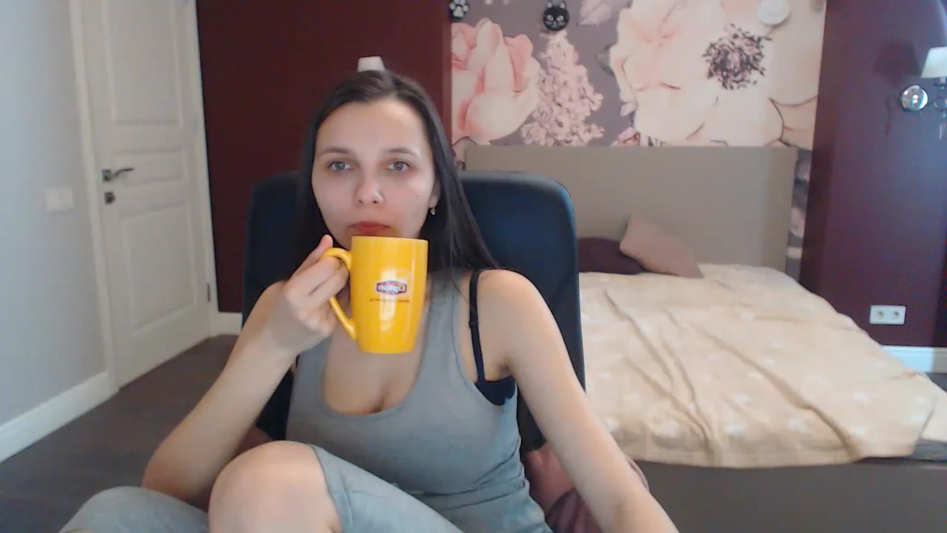 Gallery image thumbnail from Karina_Mils's myfreecams stream on, 02/23/2023, 11:46 image 2 of 20