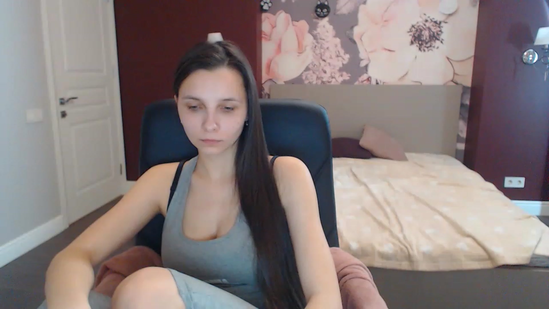 Gallery image thumbnail from Karina_Mils's myfreecams stream on, 02/23/2023, 11:46 image 7 of 20