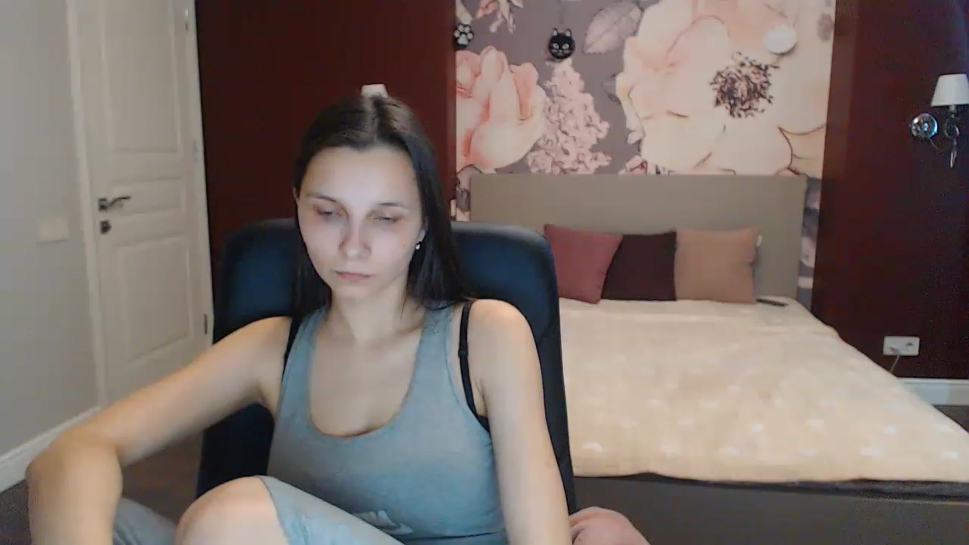 Gallery image thumbnail from Karina_Mils's myfreecams stream on, 02/24/2023, 12:28 image 12 of 20