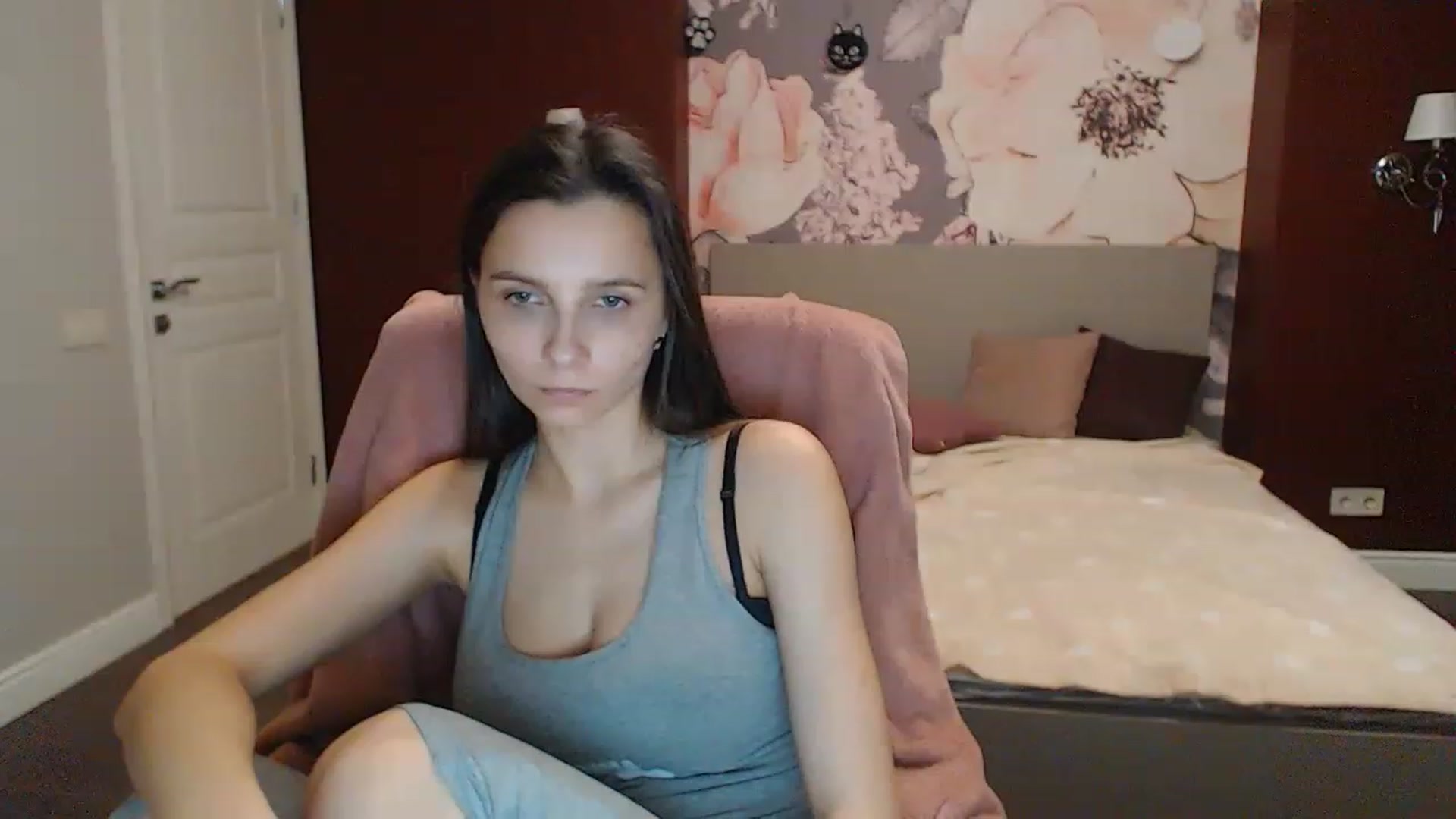 Gallery image thumbnail from Karina_Mils's myfreecams stream on, 02/25/2023, 16:57 image 3 of 20