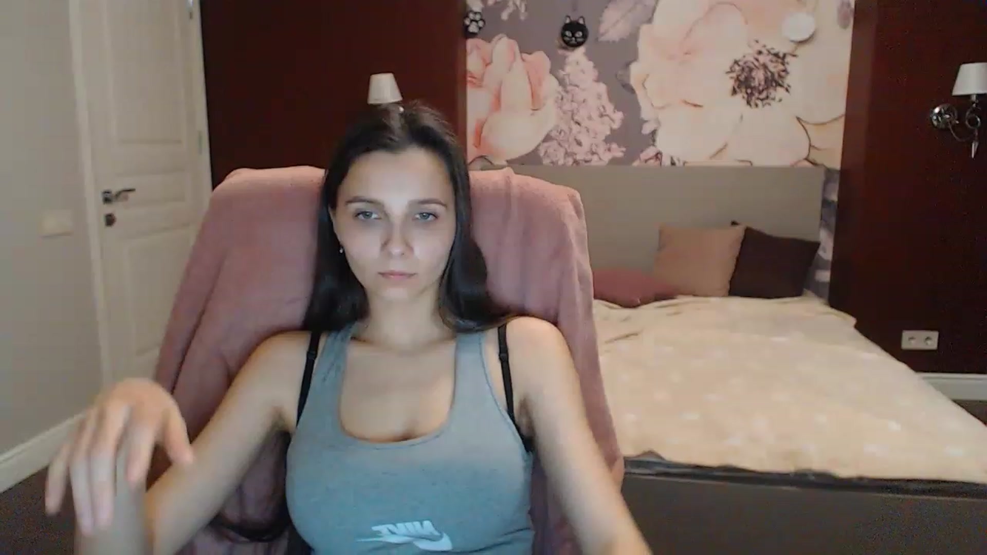 Gallery image thumbnail from Karina_Mils's myfreecams stream on, 02/25/2023, 16:57 image 9 of 20