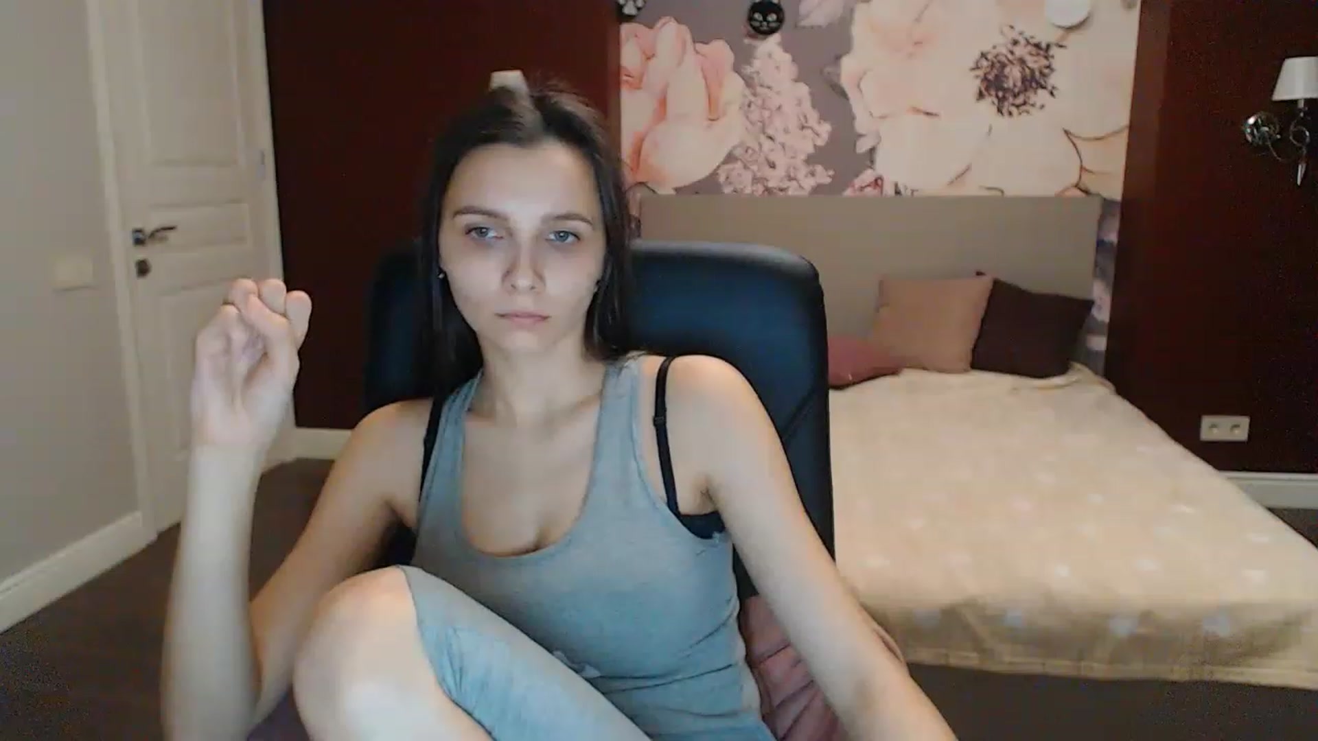 Gallery image thumbnail from Karina_Mils's myfreecams stream on, 02/25/2023, 18:06 image 10 of 20