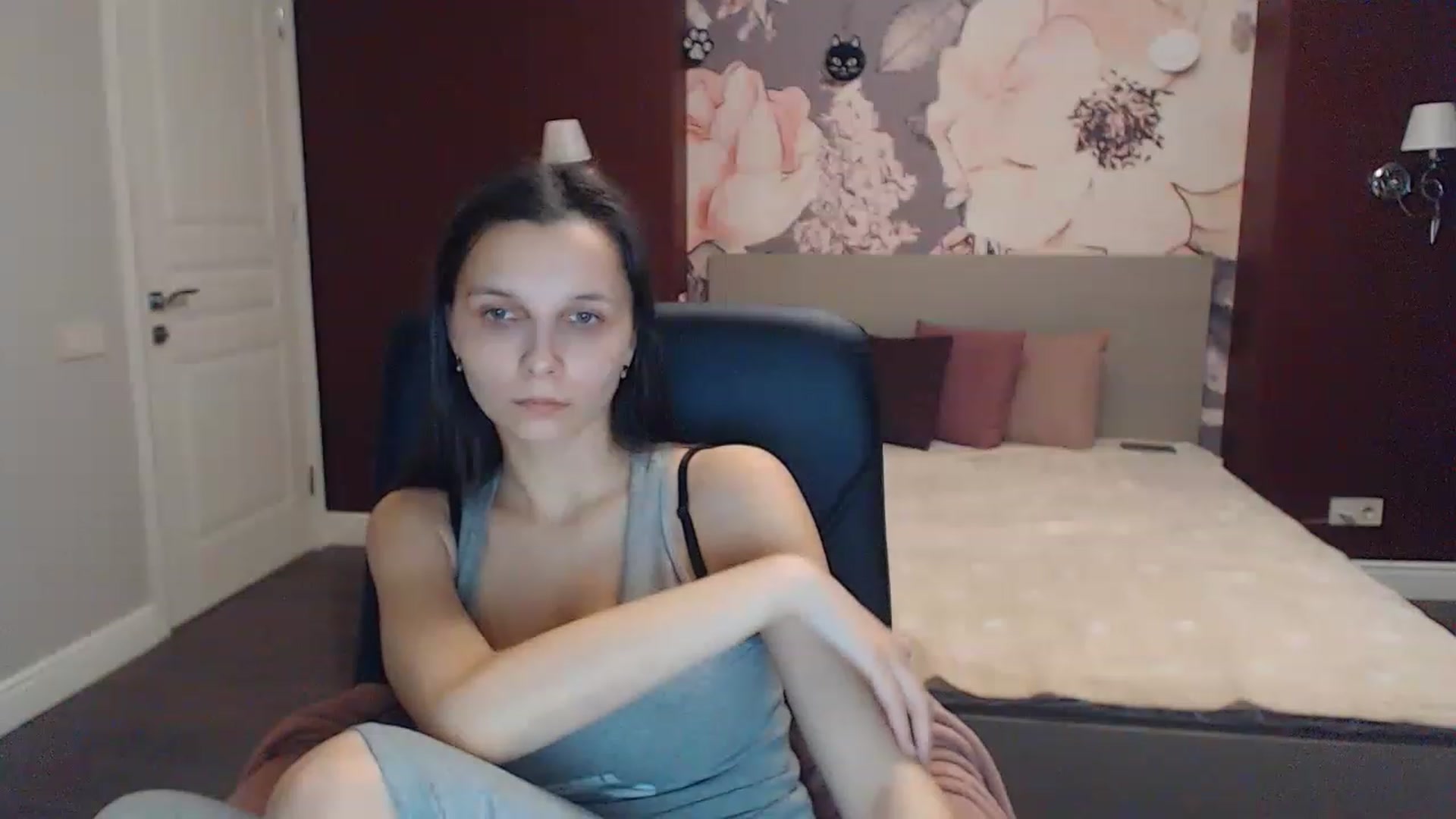 Gallery image thumbnail from Karina_Mils's myfreecams stream on, 02/26/2023, 14:59 image 20 of 20