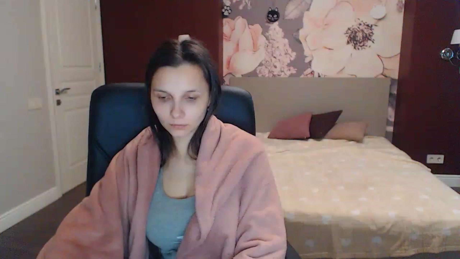 Gallery image thumbnail from Karina_Mils's myfreecams stream on, 02/27/2023, 07:49 image 11 of 20