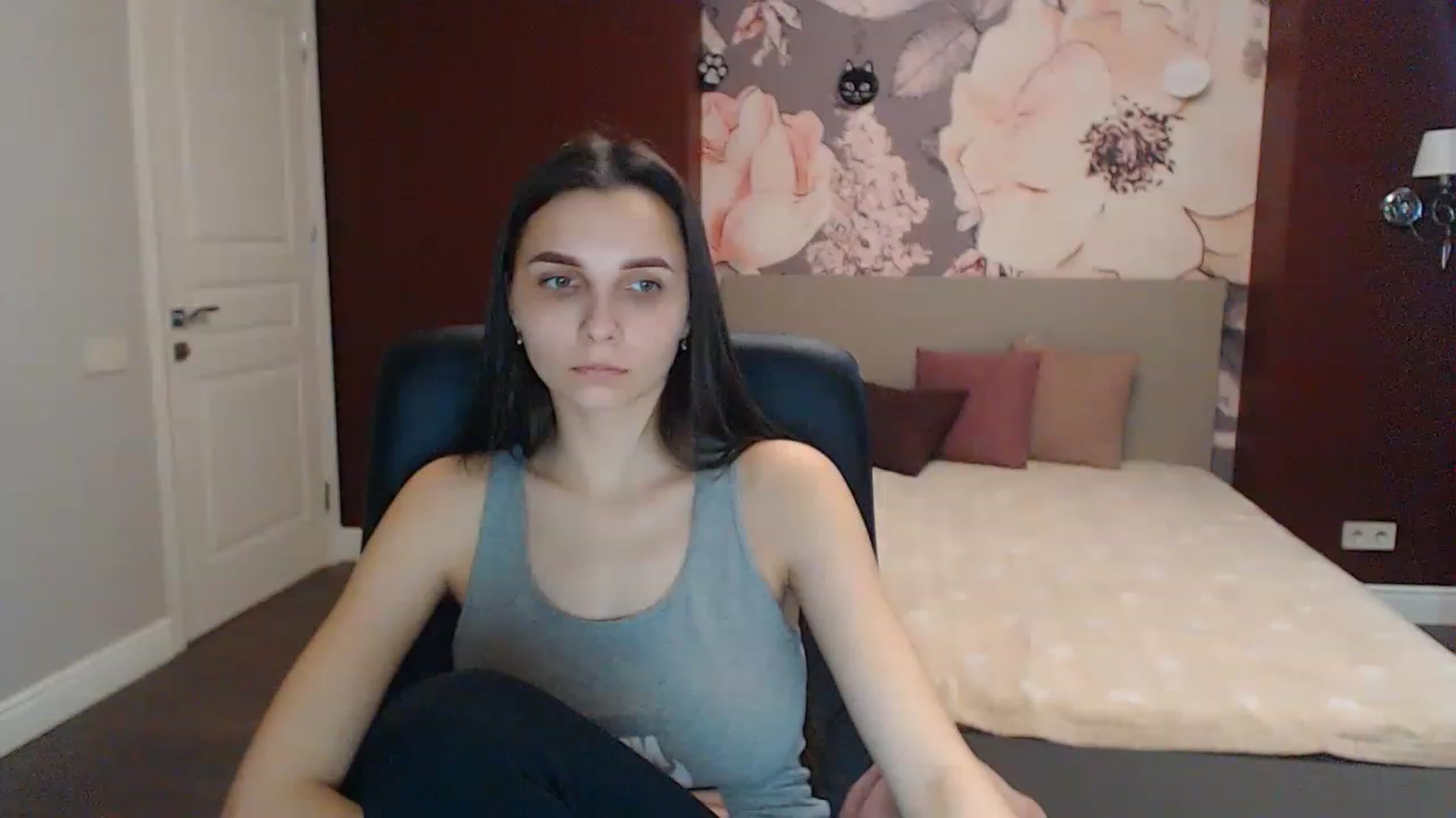 Gallery image thumbnail from Karina_Mils's myfreecams stream on, 02/28/2023, 07:49 image 19 of 20