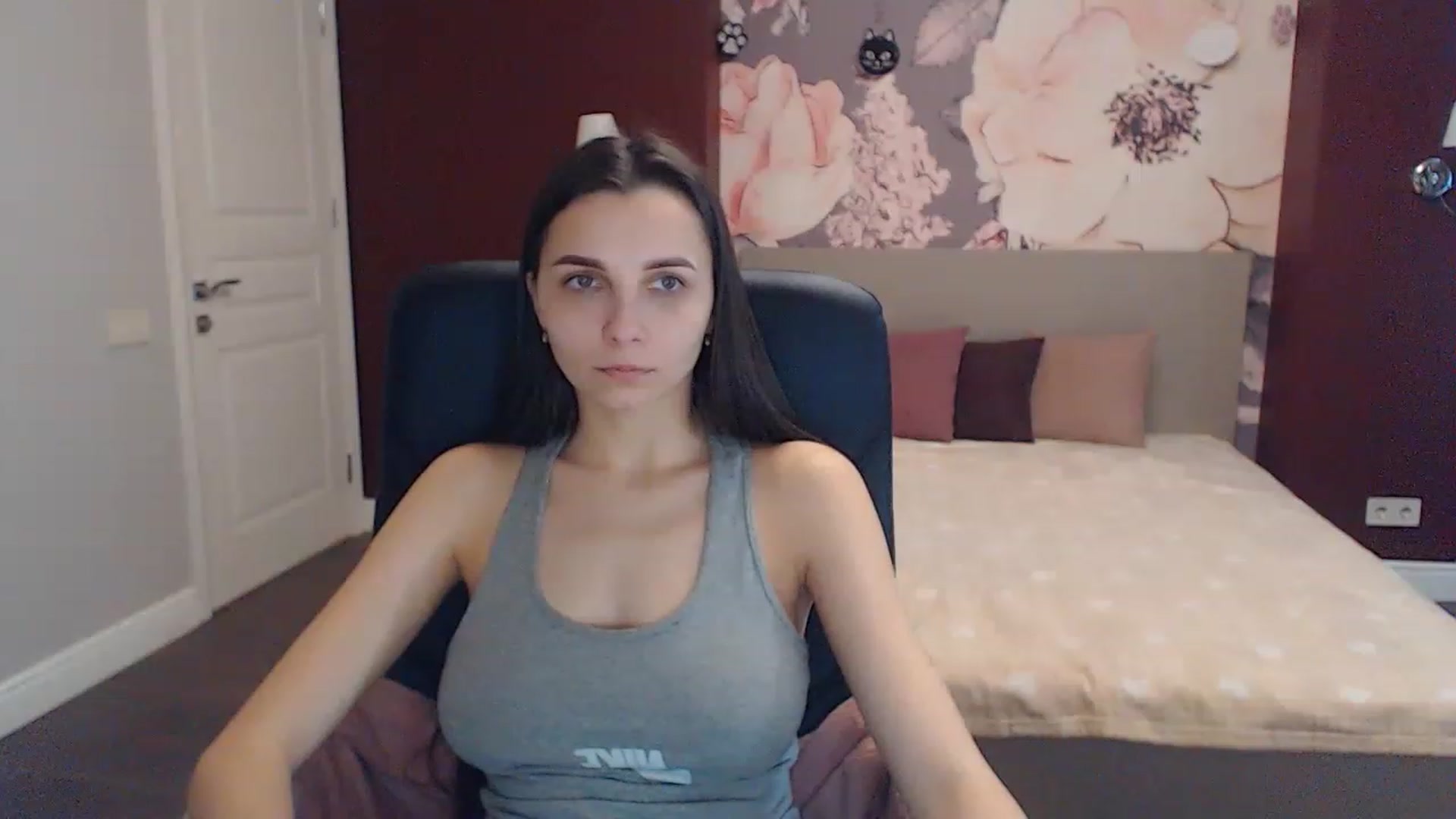 Gallery image thumbnail from Karina_Mils's myfreecams stream on, 03/01/2023, 07:17 image 20 of 20