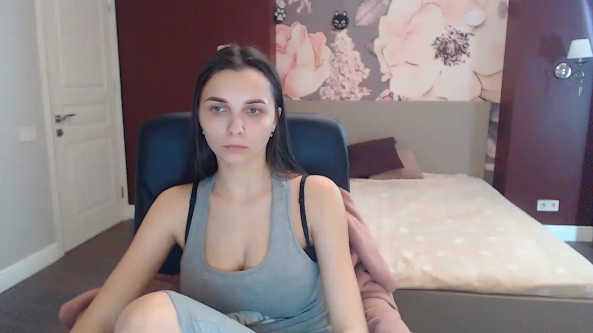 Gallery image thumbnail from Karina_Mils's myfreecams stream on, 03/02/2023, 11:09 image 20 of 20