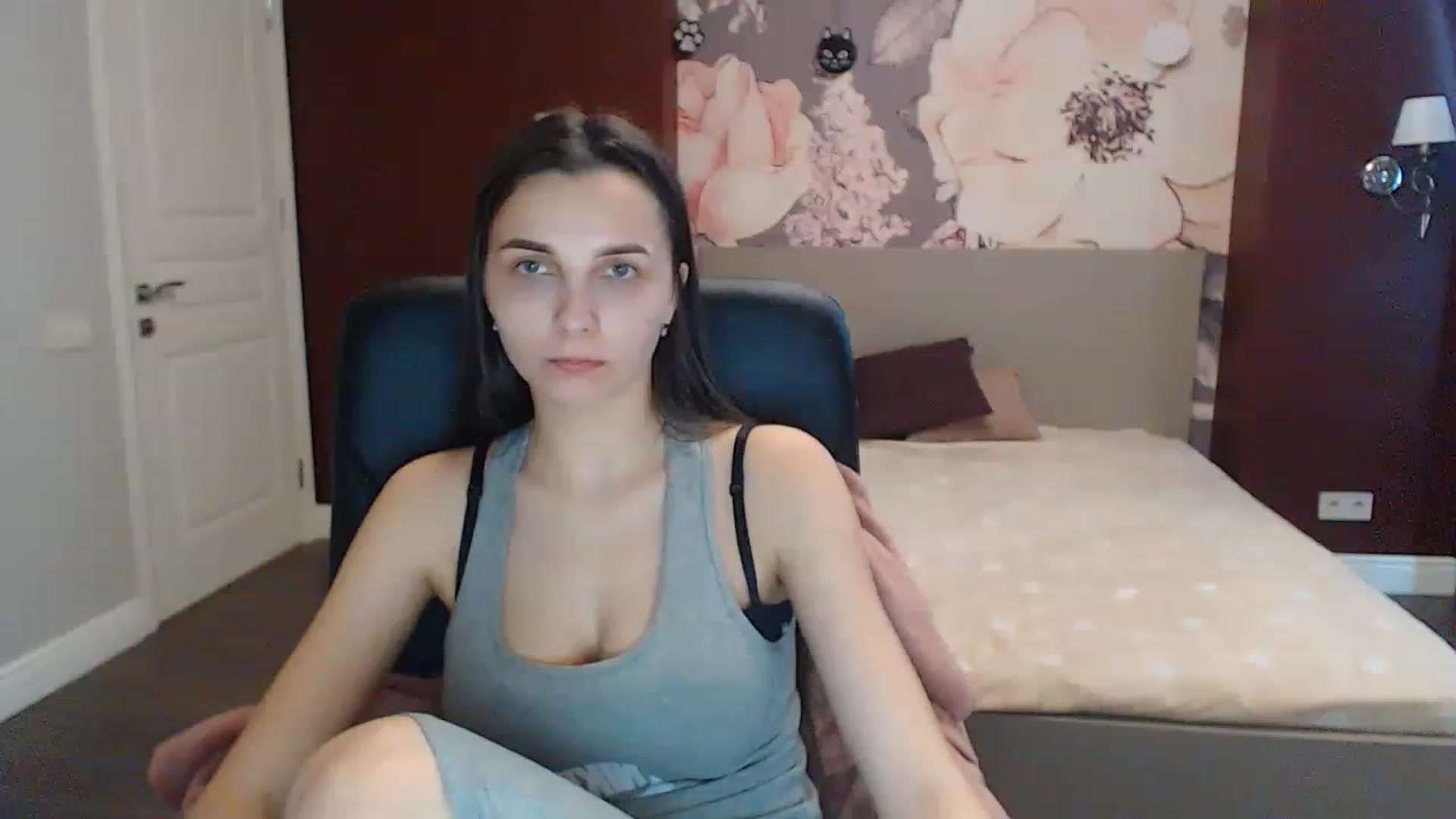 Gallery image thumbnail from Karina_Mils's myfreecams stream on, 03/02/2023, 11:09 image 16 of 20