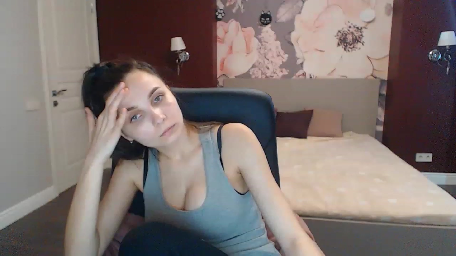 Gallery image thumbnail from Karina_Mils's myfreecams stream on, 03/07/2023, 10:05 image 2 of 20