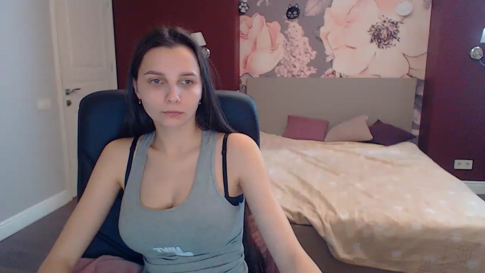 Gallery image thumbnail from Karina_Mils's myfreecams stream on, 03/14/2023, 11:58 image 7 of 20