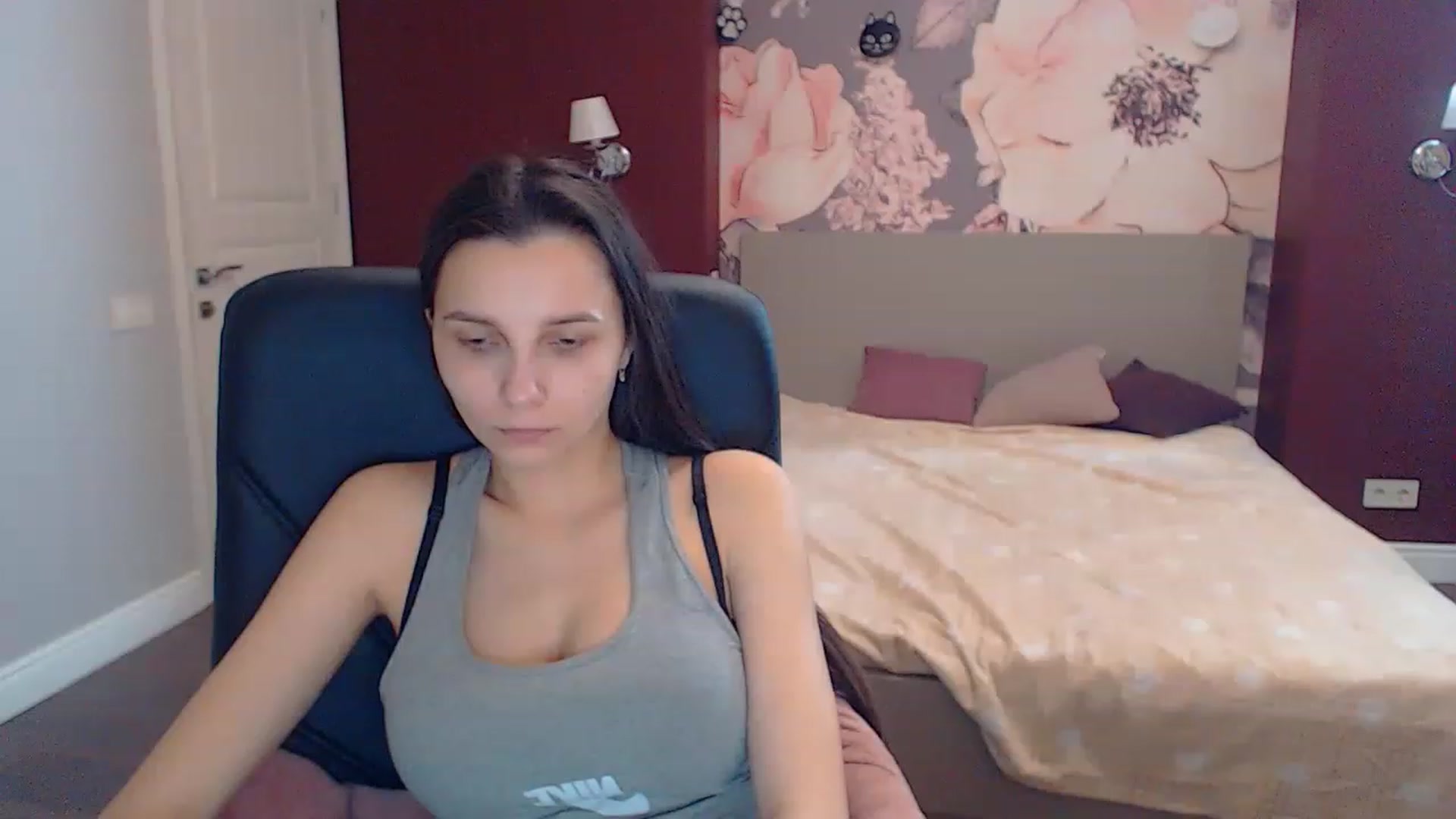 Gallery image thumbnail from Karina_Mils's myfreecams stream on, 03/14/2023, 11:58 image 5 of 20