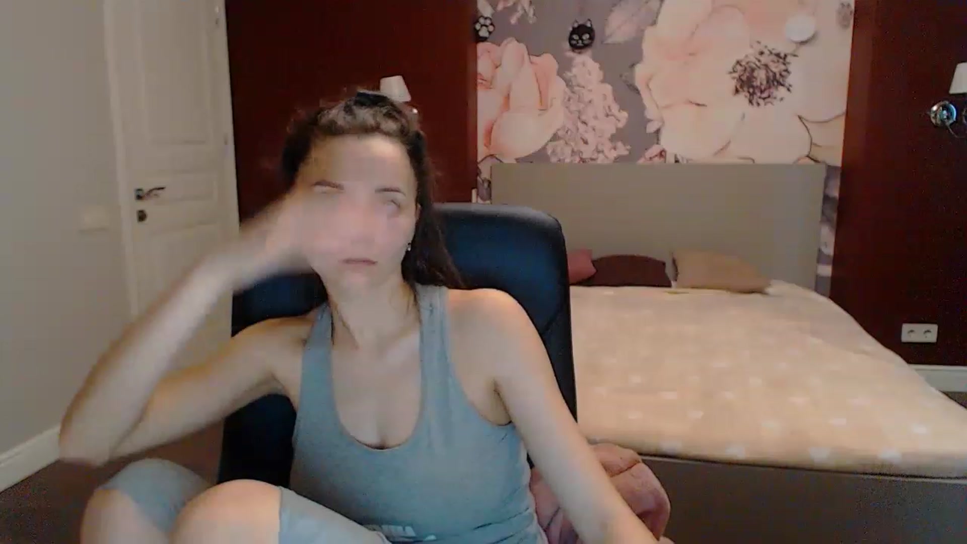 Gallery image thumbnail from Karina_Mils's myfreecams stream on, 03/15/2023, 11:47 image 19 of 20