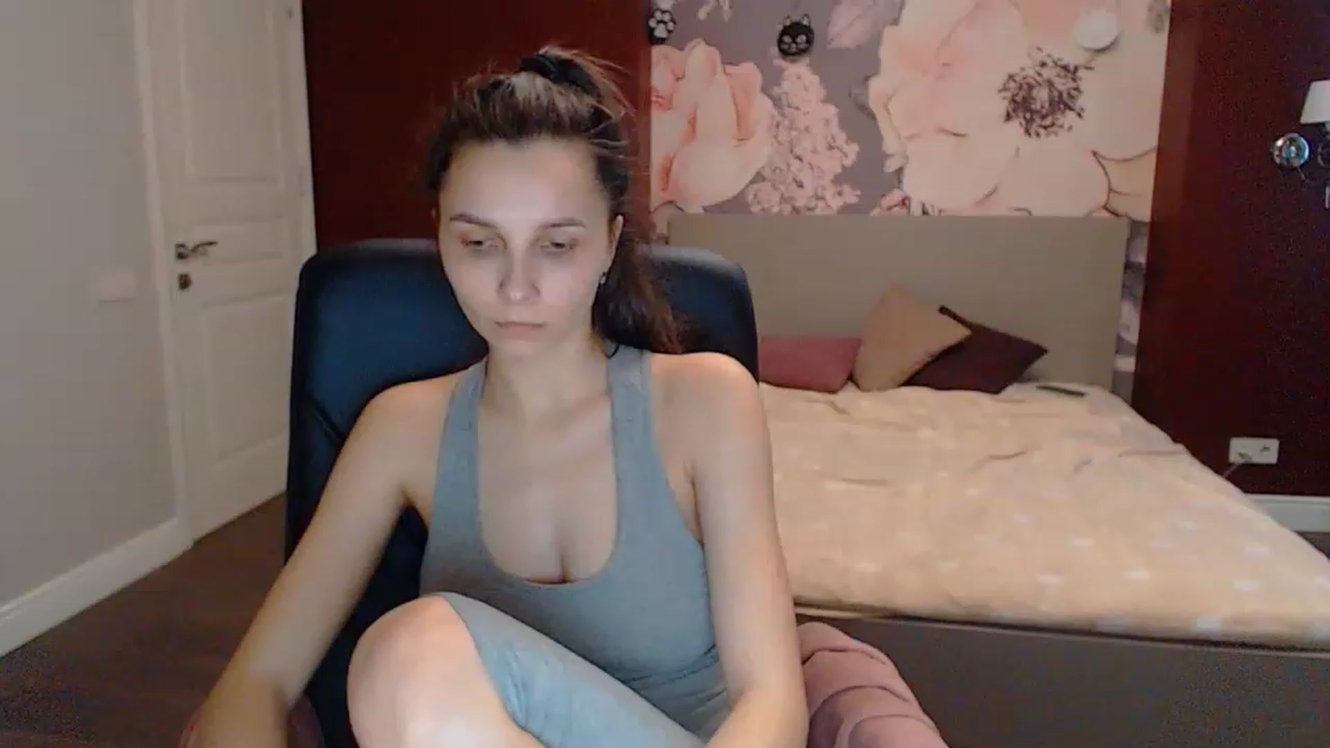 Gallery image thumbnail from Karina_Mils's myfreecams stream on, 03/16/2023, 12:02 image 20 of 20