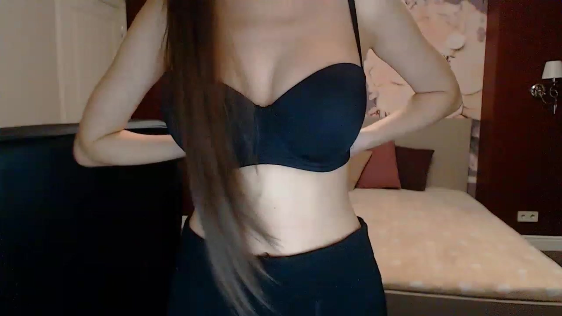 Gallery image thumbnail from Karina_Mils's myfreecams stream on, 03/17/2023, 16:38 image 20 of 20