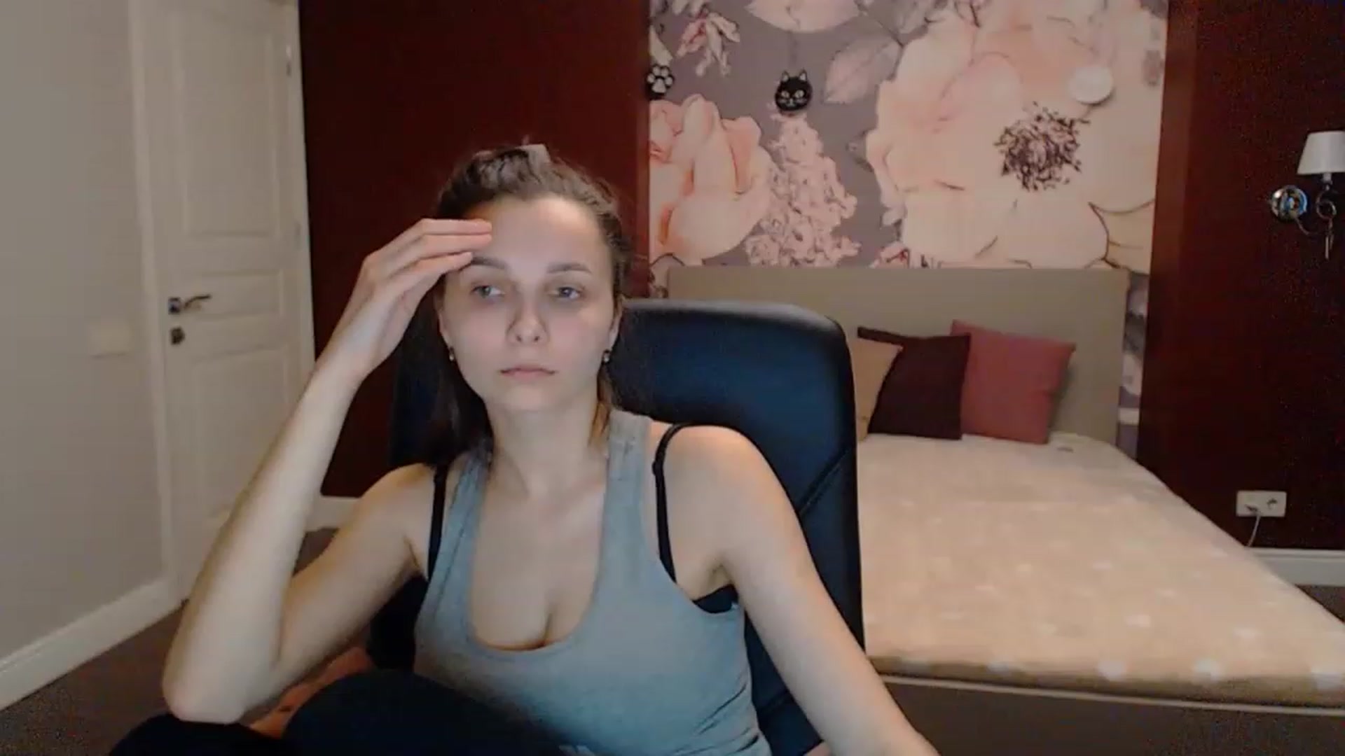 Gallery image thumbnail from Karina_Mils's myfreecams stream on, 03/19/2023, 15:32 image 2 of 20