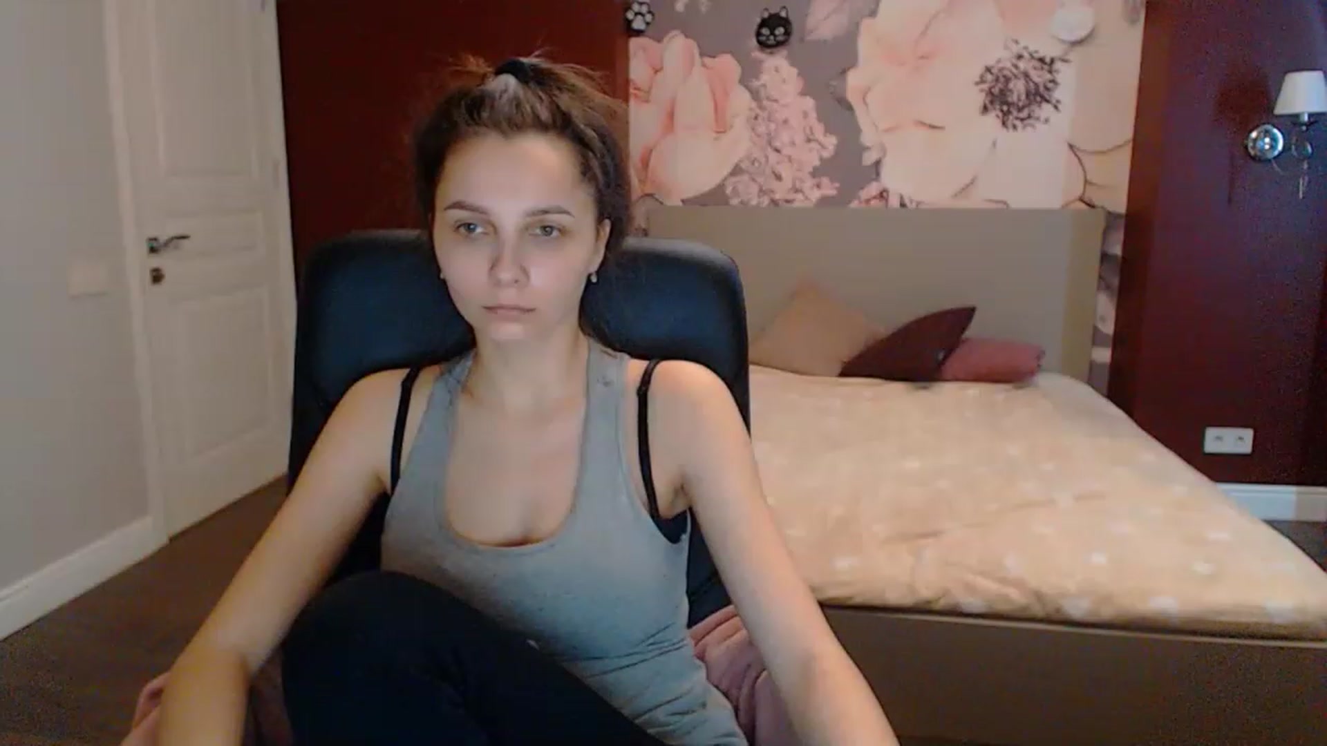 Gallery image thumbnail from Karina_Mils's myfreecams stream on, 03/21/2023, 10:30 image 5 of 20