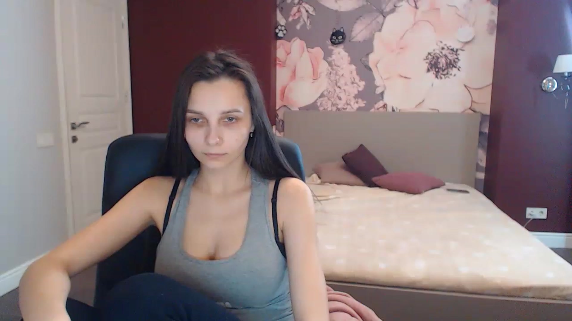 Gallery image thumbnail from Karina_Mils's myfreecams stream on, 03/23/2023, 12:03 image 7 of 20