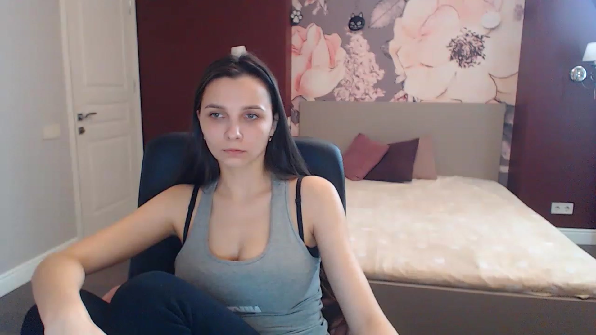 Gallery image thumbnail from Karina_Mils's myfreecams stream on, 03/24/2023, 13:59 image 5 of 20